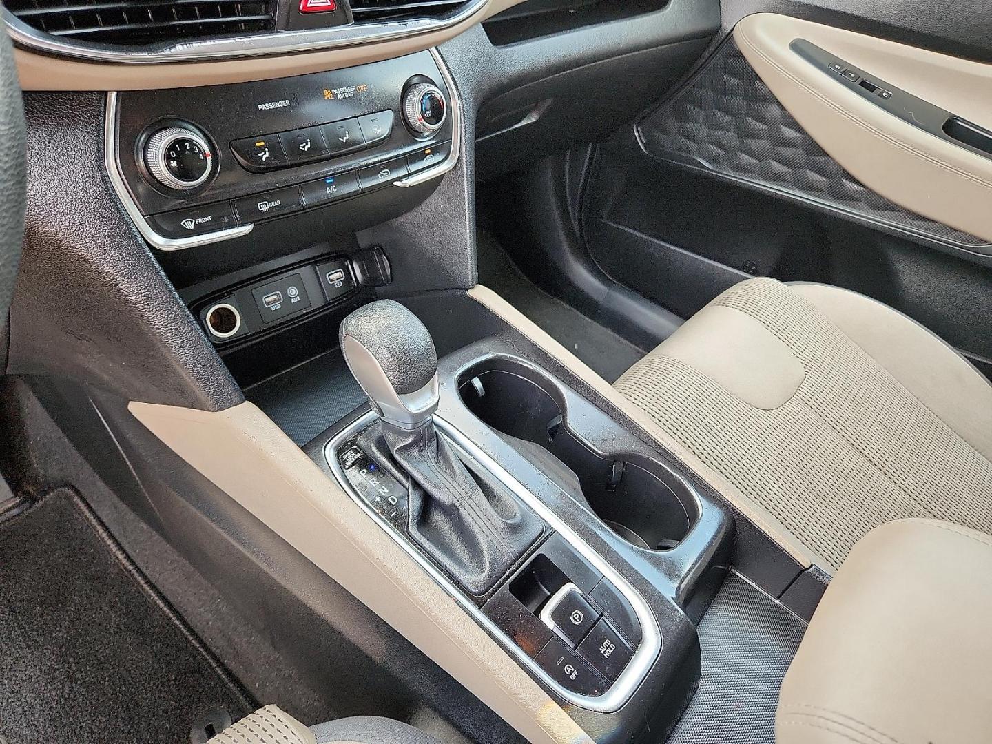 2019 BROWN Hyundai Santa Fe SE (5NMS23AD8KH) with an Theta II 2.4L I-4 gasoline direct injection, DOHC, D-CVVT variable valve control, regular unleaded, engine with 185HP engine, located at 4110 Avenue Q, Lubbock, 79412, 33.556553, -101.855820 - 04/18/2025 KEY IN ENVELOPE GOD - Photo#11