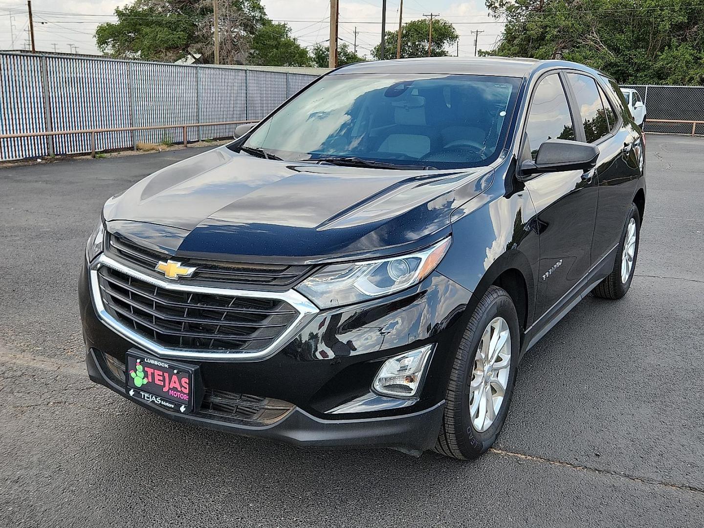 2020 BLACK Chevrolet Equinox FWD LS (2GNAXHEV0L6) with an 1.5L I-4 gasoline direct injection, DOHC, VVT variable valve control, intercooled turbo, regular unleaded, engine with 170HP engine, located at 4110 Avenue Q, Lubbock, 79412, 33.556553, -101.855820 - 04/25/2025 KEY IN ENVELOPE GOD - Photo#3