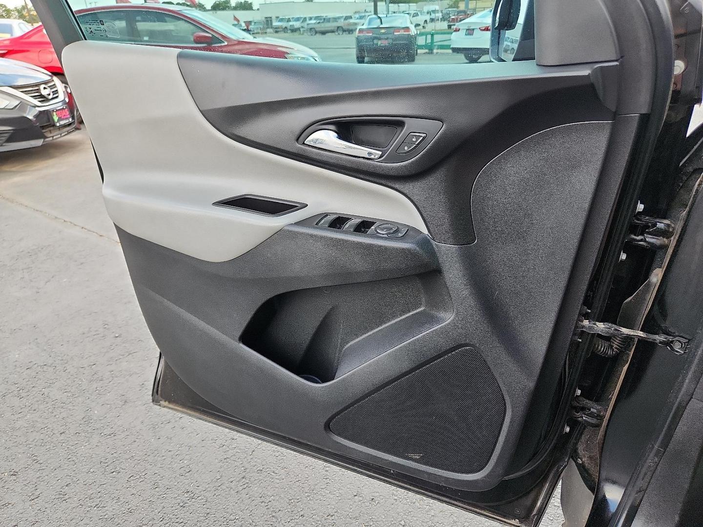 2020 BLACK Chevrolet Equinox FWD LS (2GNAXHEV0L6) with an 1.5L I-4 gasoline direct injection, DOHC, VVT variable valve control, intercooled turbo, regular unleaded, engine with 170HP engine, located at 4110 Avenue Q, Lubbock, 79412, 33.556553, -101.855820 - 04/25/2025 KEY IN ENVELOPE GOD - Photo#8