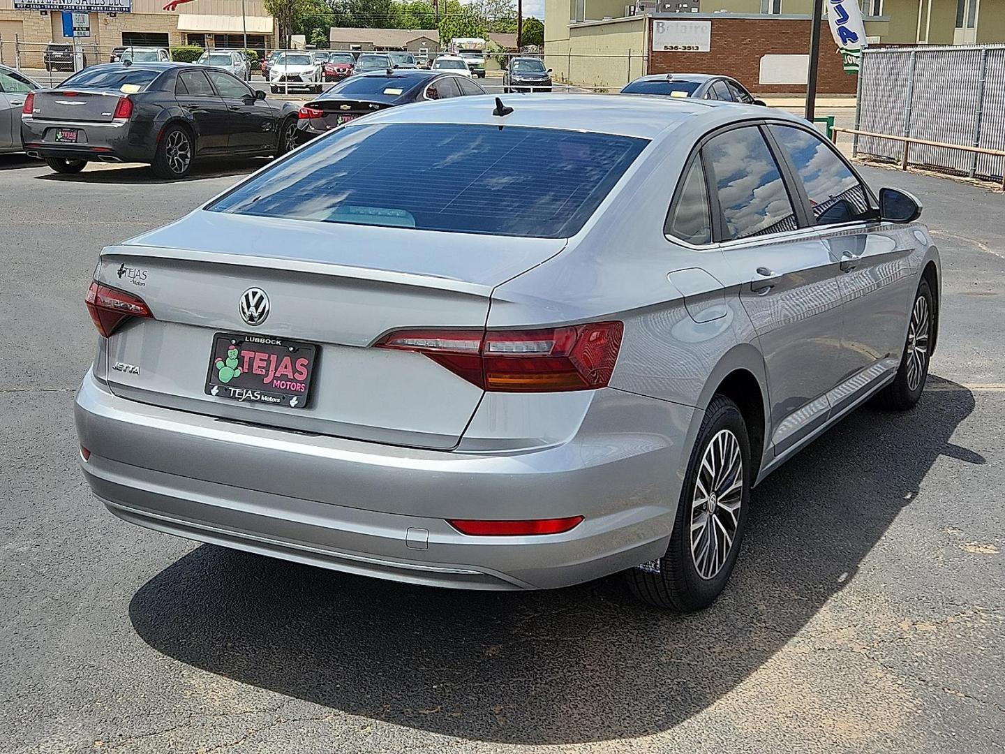2019 SILVER Volkswagen Jetta 1.4T R-Line (3VWCB7BU4KM) with an 1.4L I-4 gasoline direct injection, DOHC, variable valve control, intercooled turbo, regular unleaded, engine with 147HP engine, located at 4110 Avenue Q, Lubbock, 79412, 33.556553, -101.855820 - 05/03/2025 KEY IN ENVELOPE GOD - Photo#1