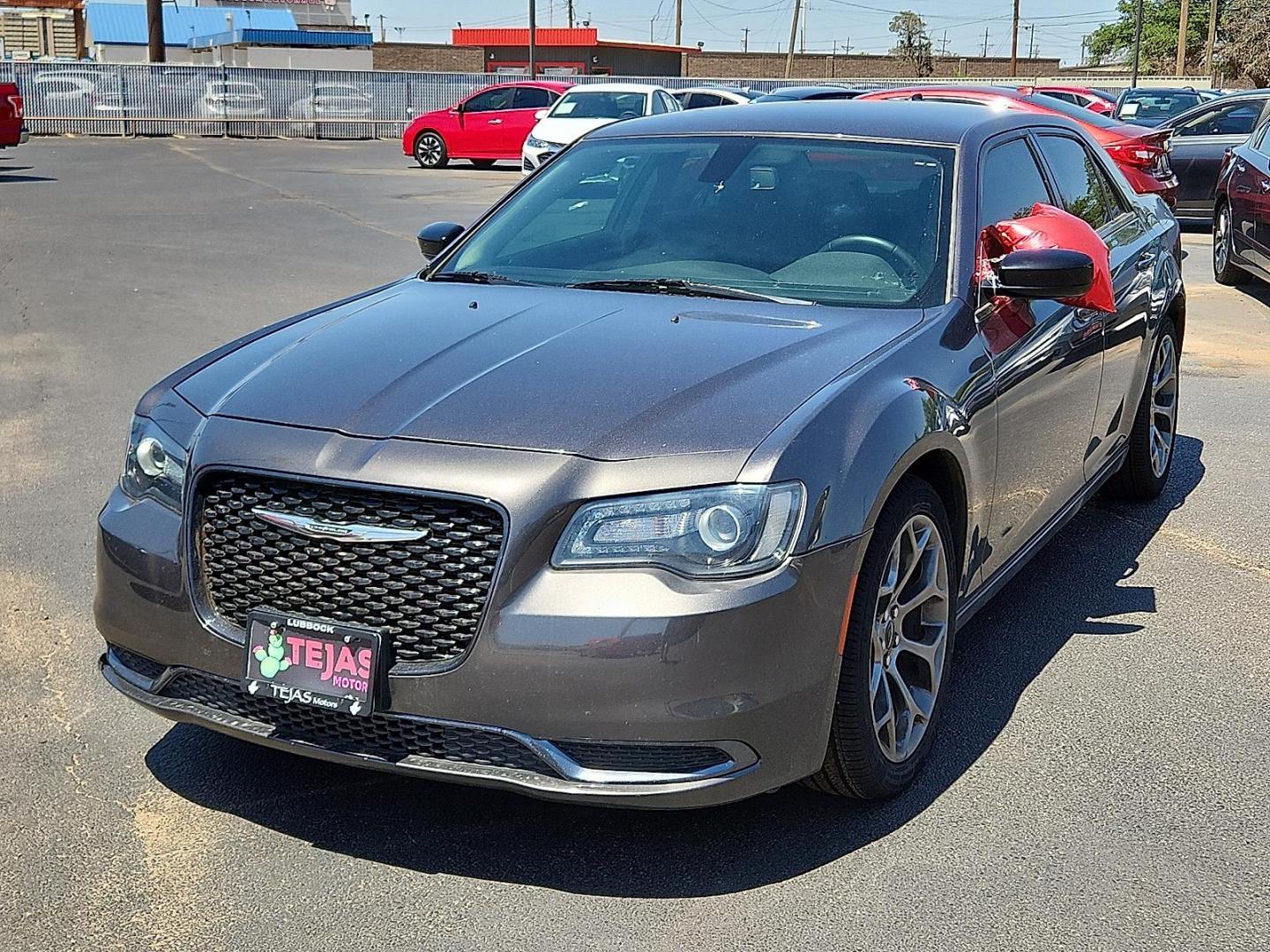 2018 GRAY Chrysler 300 Touring (2C3CCAAG1JH) with an Pentastar 3.6L V-6 DOHC, variable valve control, regular unleaded, engine with 292HP engine, located at 4110 Avenue Q, Lubbock, 79412, 33.556553, -101.855820 - 04/25/2025 key inenvelope god - Photo#3