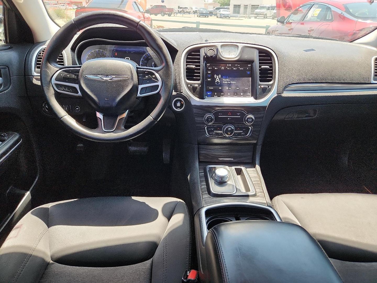 2018 GRAY Chrysler 300 Touring (2C3CCAAG1JH) with an Pentastar 3.6L V-6 DOHC, variable valve control, regular unleaded, engine with 292HP engine, located at 4110 Avenue Q, Lubbock, 79412, 33.556553, -101.855820 - 04/25/2025 key inenvelope god - Photo#5