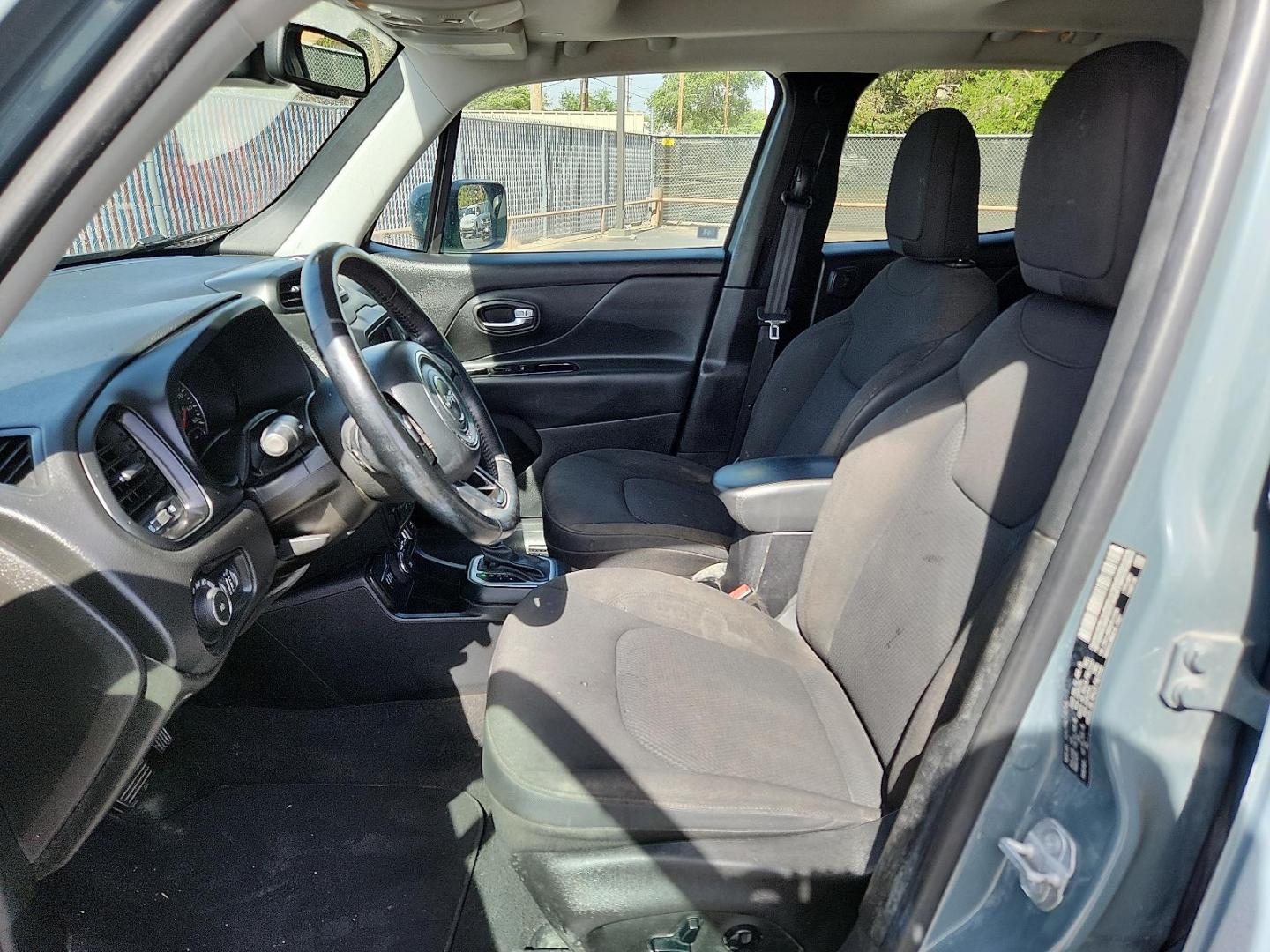 2018 GRAY Jeep Renegade Altitude 4x4 (ZACCJBBB3JP) with an Tigershark MultiAir 2.4L I-4 variable valve control, regular unleaded, engine with 180HP engine, located at 4110 Avenue Q, Lubbock, 79412, 33.556553, -101.855820 - 05/02/2025 KEY IN ENVELOPE GOD - Photo#6