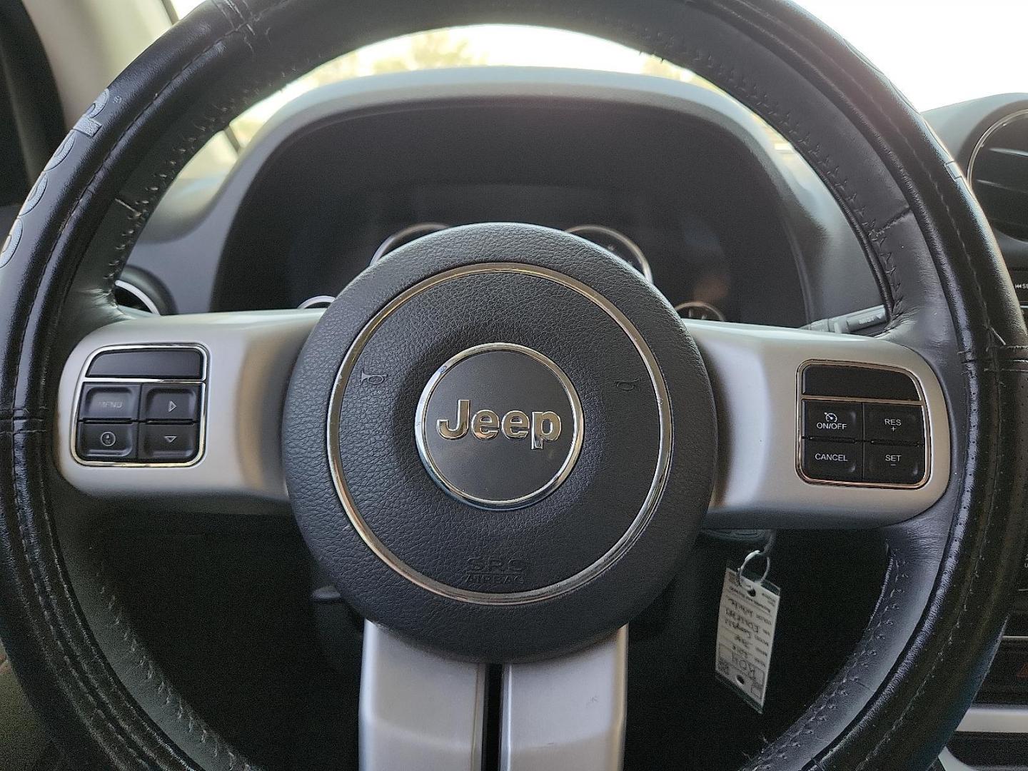 2014 WHITE /Light Pebble Beige/Dark Slate Gray - DK Jeep Compass Latitude (1C4NJCEB5ED) with an 2.4L I-4 DOHC, variable valve control, regular unleaded, engine with 172HP engine, located at 4110 Avenue Q, Lubbock, 79412, 33.556553, -101.855820 - Photo#10