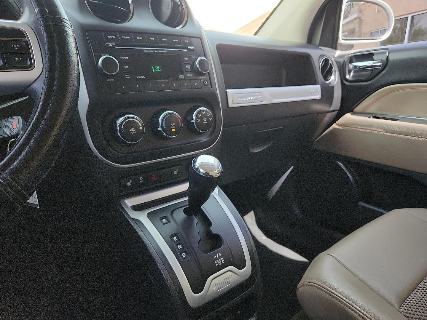 2014 WHITE /Light Pebble Beige/Dark Slate Gray - DK Jeep Compass Latitude (1C4NJCEB5ED) with an 2.4L I-4 DOHC, variable valve control, regular unleaded, engine with 172HP engine, located at 4110 Avenue Q, Lubbock, 79412, 33.556553, -101.855820 - Photo#11