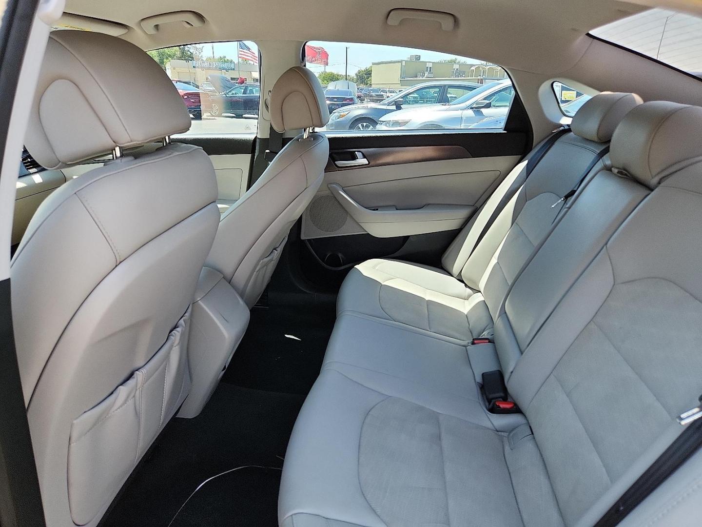 2015 BLUE Hyundai Sonata Sport (5NPE34AF3FH) with an 2.4L I-4 gasoline direct injection, DOHC, variable valve control, regular unleaded, engine with 185HP engine, located at 4110 Avenue Q, Lubbock, 79412, 33.556553, -101.855820 - 05/02/2025 KEY IN ENVELOPE GOD - Photo#4