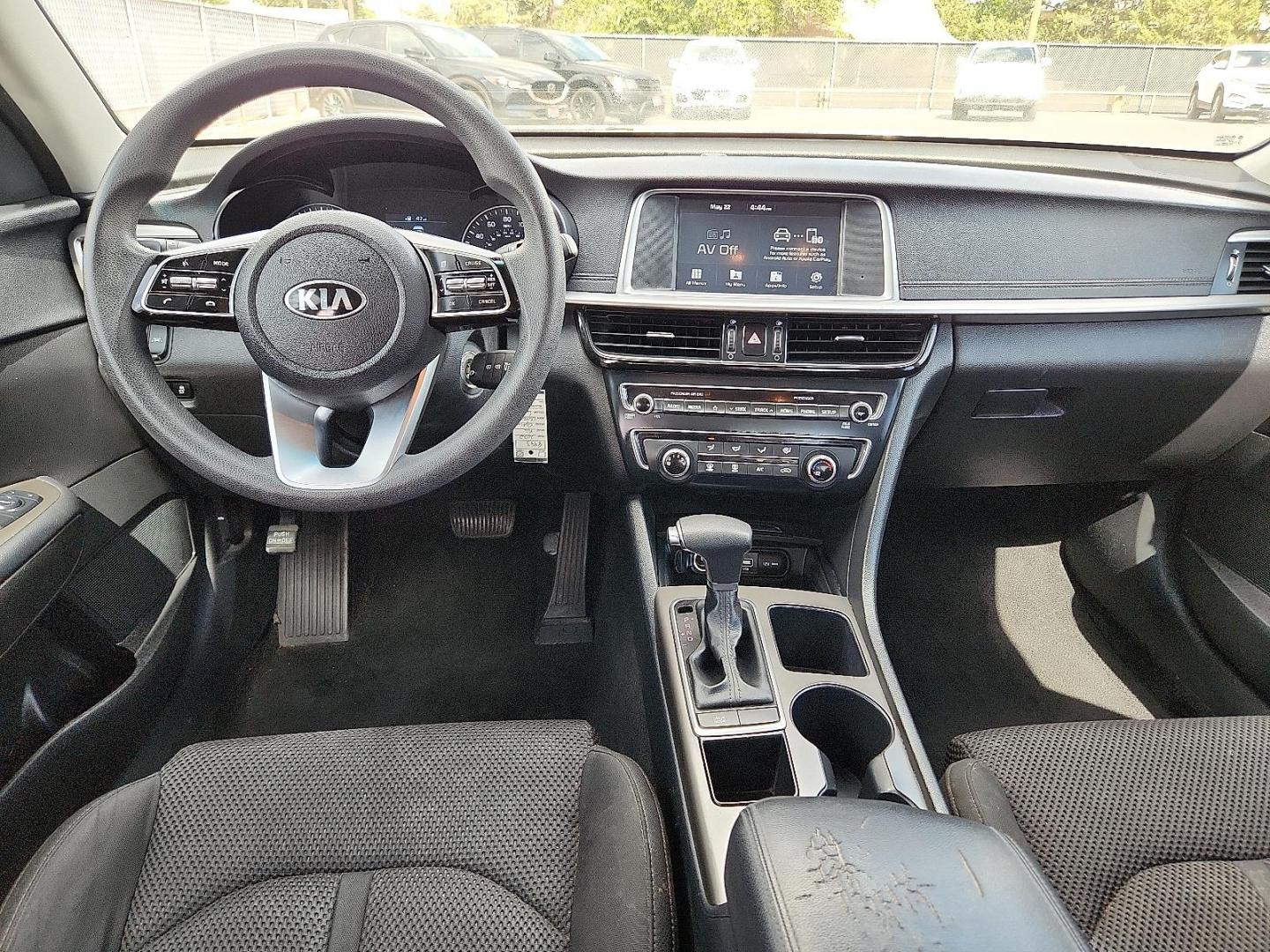 2020 GRAY Kia Optima LX (5XXGT4L30LG) with an Theta II 2.4L I-4 gasoline direct injection, DOHC, D-CVVT variable valve control, regular unleaded, engine with 185HP engine, located at 4110 Avenue Q, Lubbock, 79412, 33.556553, -101.855820 - 05/13/2025 KEY IN ENVELOPE GOD - Photo#5