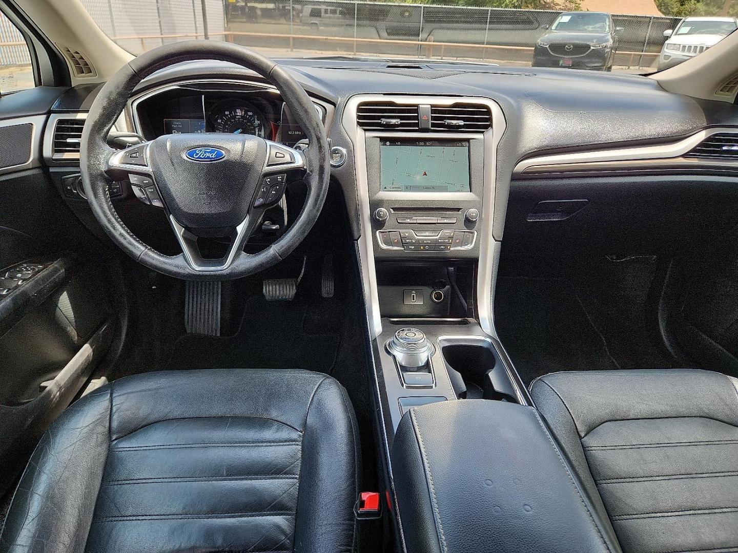 2017 WHITE Ford Fusion SE (3FA6P0HD7HR) with an EcoBoost 1.5L I-4 gasoline direct injection, DOHC, Ti-VCT variable valve control, intercooled turbo, regular unleaded, engine with 181HP engine, located at 4110 Avenue Q, Lubbock, 79412, 33.556553, -101.855820 - 05/28/2025 KEY IN ENVELOPE GOD - Photo#5