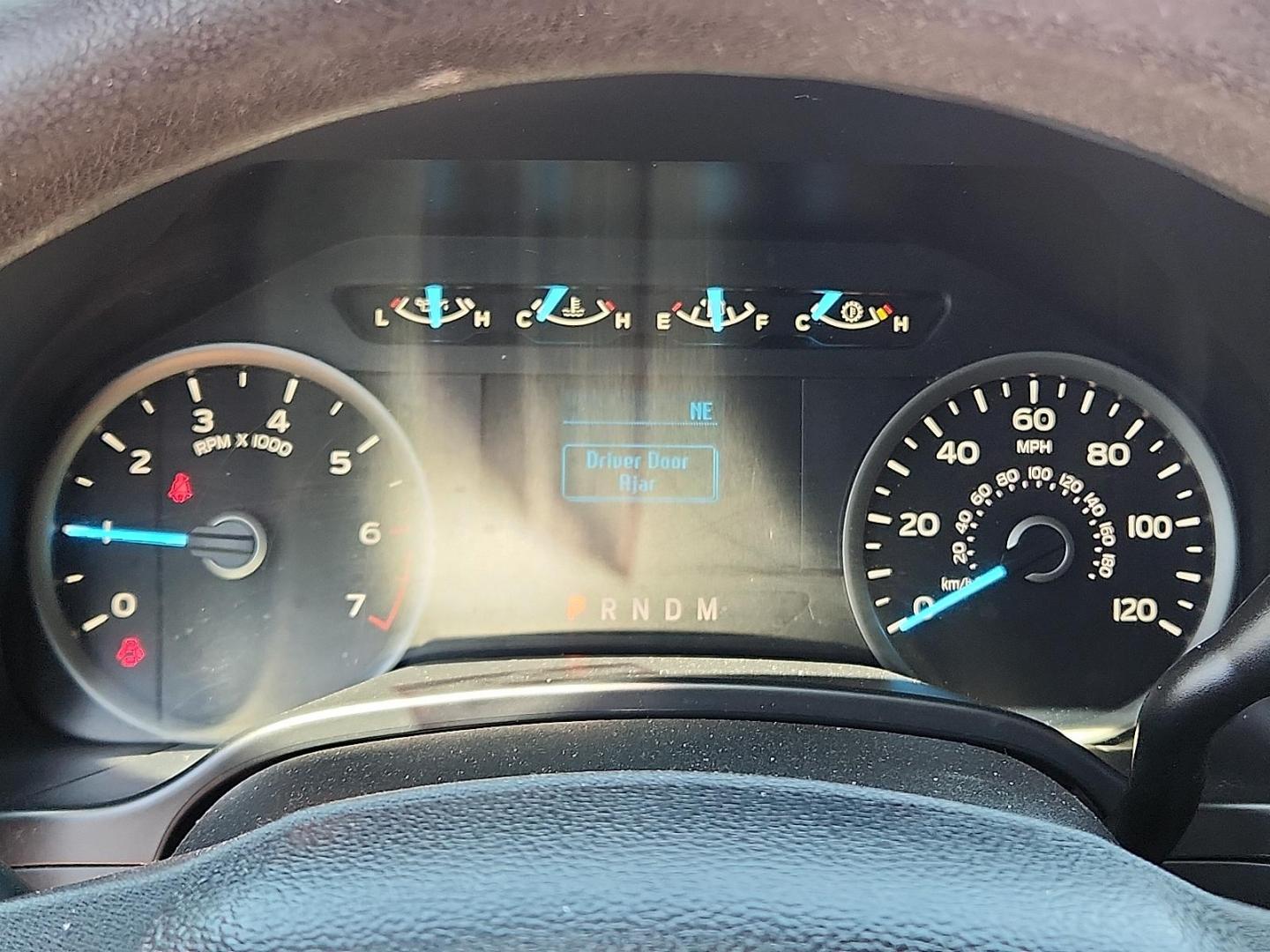 2018 GRAY Ford F-150 XLT (1FTEW1C56JK) with an 5L V-8 port/direct injection, DOHC, variable valve control, regular unleaded, engine with 395HP engine, located at 4110 Avenue Q, Lubbock, 79412, 33.556553, -101.855820 - Photo#9