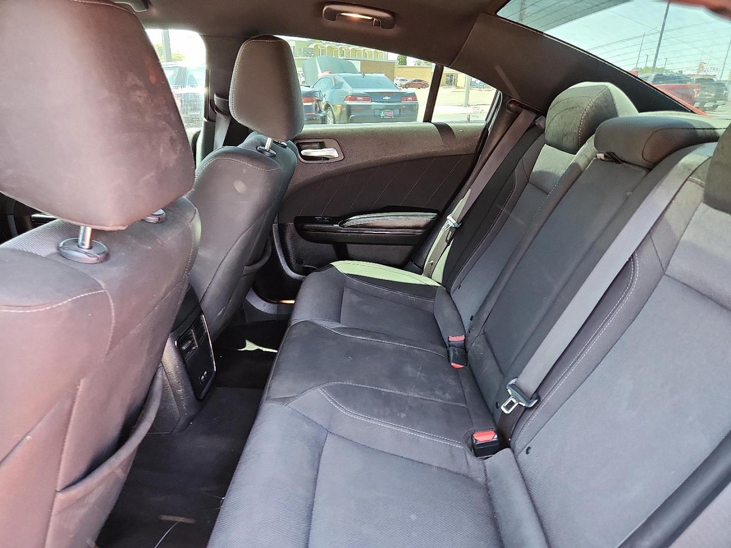 2020 ORANGE Dodge Charger SXT RWD (2C3CDXBG5LH) with an Pentastar 3.6L V-6 DOHC, variable valve control, regular unleaded, engine with 292HP engine, located at 4110 Avenue Q, Lubbock, 79412, 33.556553, -101.855820 - Photo#4