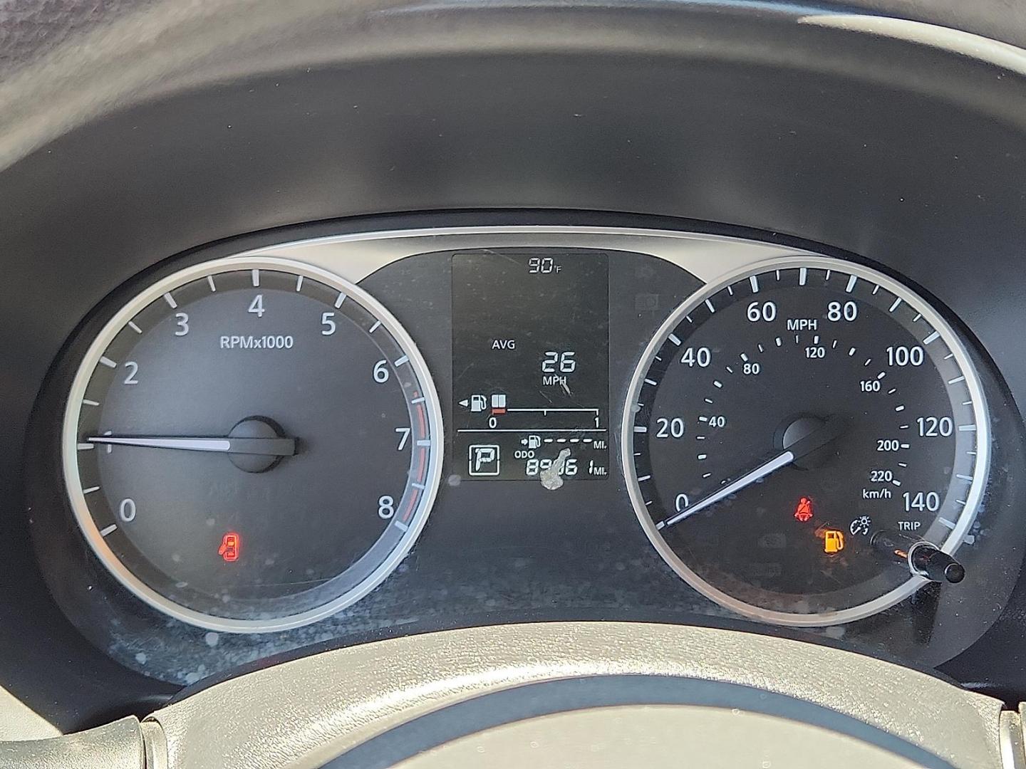 2018 WHITE Nissan Kicks S (3N1CP5CU2JL) with an 1.6L I-4 DOHC, CVTCS variable valve control, regular unleaded, engine with 125HP engine, located at 4110 Avenue Q, Lubbock, 79412, 33.556553, -101.855820 - Photo#9