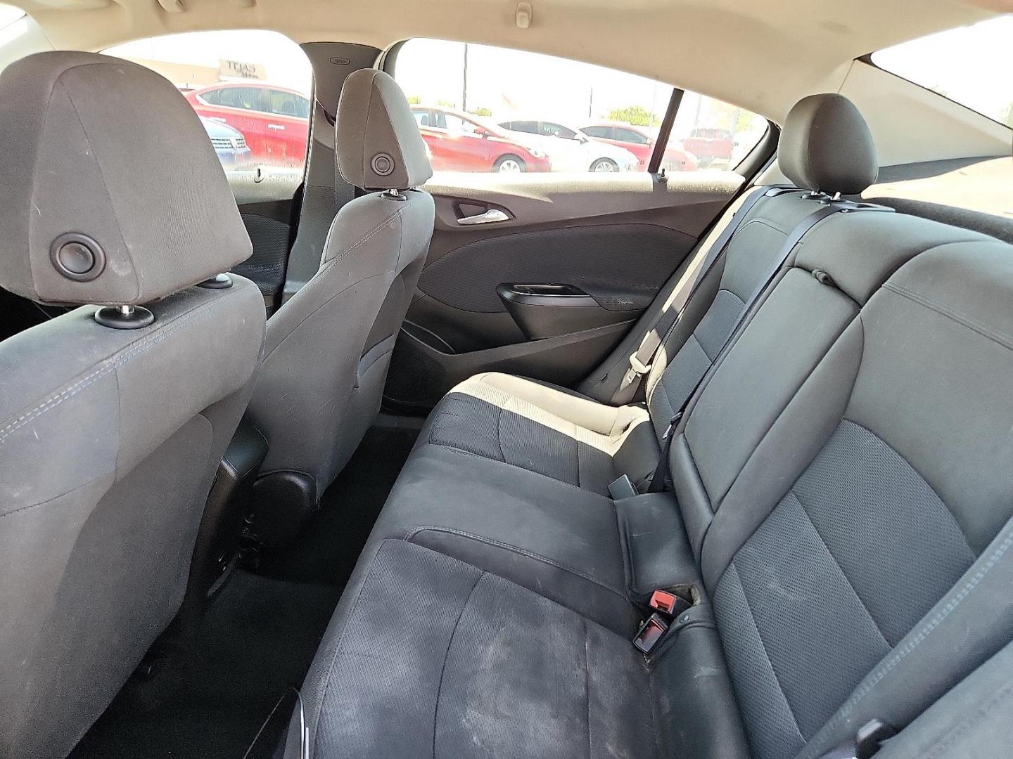 2018 BLUE Chevrolet Cruze LT Auto (1G1BE5SM5J7) with an 1.4L I-4 gasoline direct injection, DOHC, variable valve control, intercooled turbo, regular unleaded, engine with 153HP engine, located at 4110 Avenue Q, Lubbock, 79412, 33.556553, -101.855820 - 06/12/2025 KEY IN ENVELOPE GOD - Photo#4