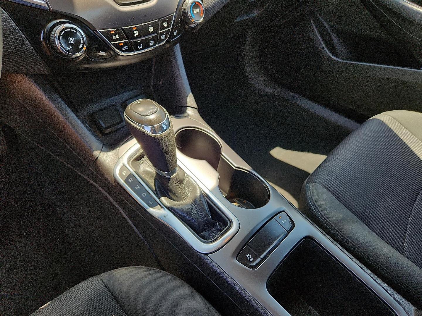 2018 BLUE Chevrolet Cruze LT Auto (1G1BE5SM5J7) with an 1.4L I-4 gasoline direct injection, DOHC, variable valve control, intercooled turbo, regular unleaded, engine with 153HP engine, located at 4110 Avenue Q, Lubbock, 79412, 33.556553, -101.855820 - 06/12/2025 KEY IN ENVELOPE GOD - Photo#11