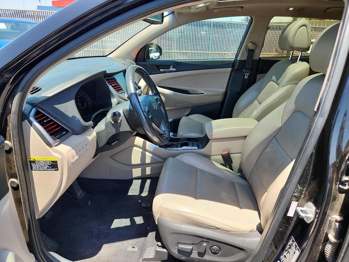 2016 BLACK Hyundai Tucson Limited (KM8J33A28GU) with an 1.6L I-4 gasoline direct injection, DOHC, variable valve control, intercooled turbo, regular unleaded, engine with 175HP engine, located at 4110 Avenue Q, Lubbock, 79412, 33.556553, -101.855820 - 06/12/2025 KEY IN ENVELOPE GOD - Photo#8