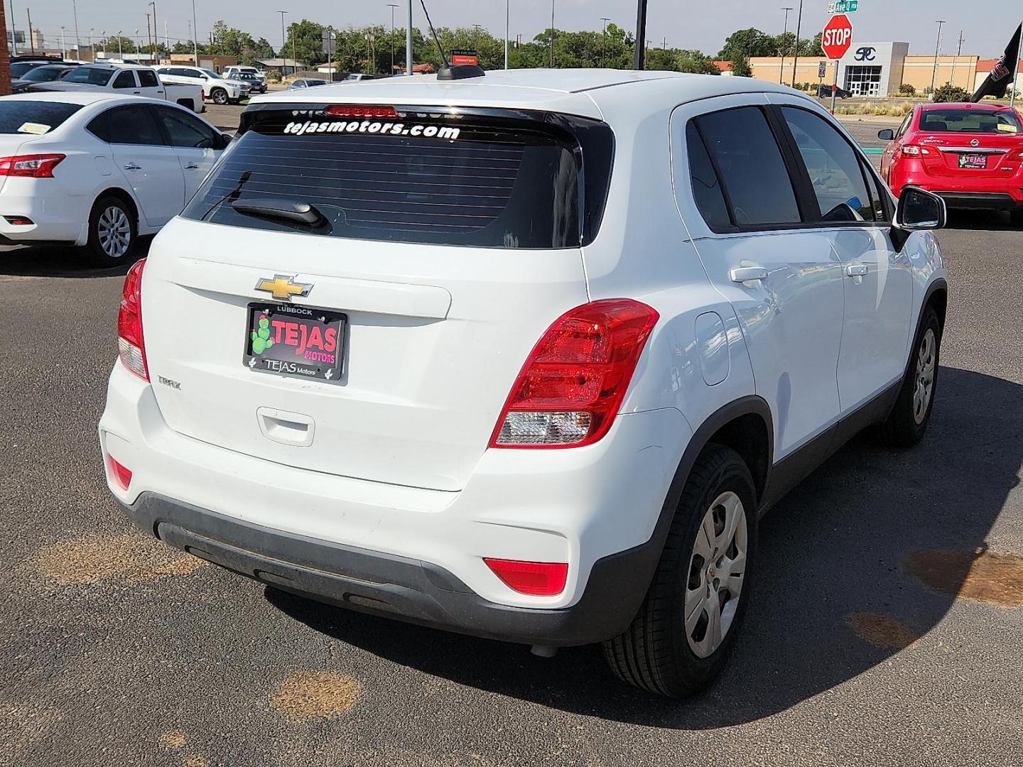 2021 Summit White - GAZ /Jet Black - AES Chevrolet Trax FWD LT (KL7CJLSB2MB) with an ECOTEC 1.4L I-4 DOHC, VVT variable valve control, intercooled turbo, regular unleaded, engine with 138HP engine, located at 4110 Avenue Q, Lubbock, 79412, 33.556553, -101.855820 - Photo#1