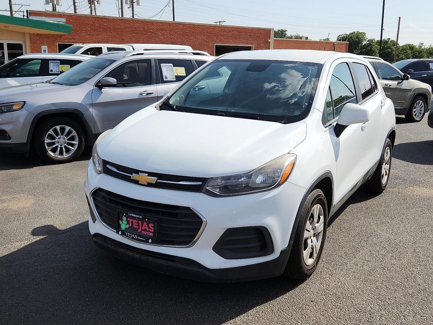 2021 Summit White - GAZ /Jet Black - AES Chevrolet Trax FWD LT (KL7CJLSB2MB) with an ECOTEC 1.4L I-4 DOHC, VVT variable valve control, intercooled turbo, regular unleaded, engine with 138HP engine, located at 4110 Avenue Q, Lubbock, 79412, 33.556553, -101.855820 - Photo#3