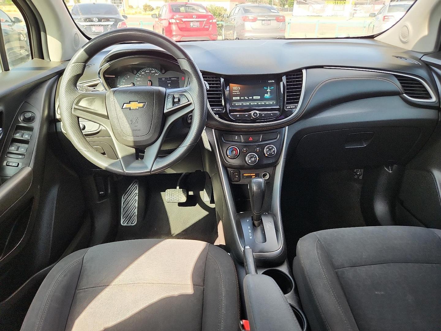 2021 Summit White - GAZ /Jet Black - AES Chevrolet Trax FWD LT (KL7CJLSB2MB) with an ECOTEC 1.4L I-4 DOHC, VVT variable valve control, intercooled turbo, regular unleaded, engine with 138HP engine, located at 4110 Avenue Q, Lubbock, 79412, 33.556553, -101.855820 - Photo#5