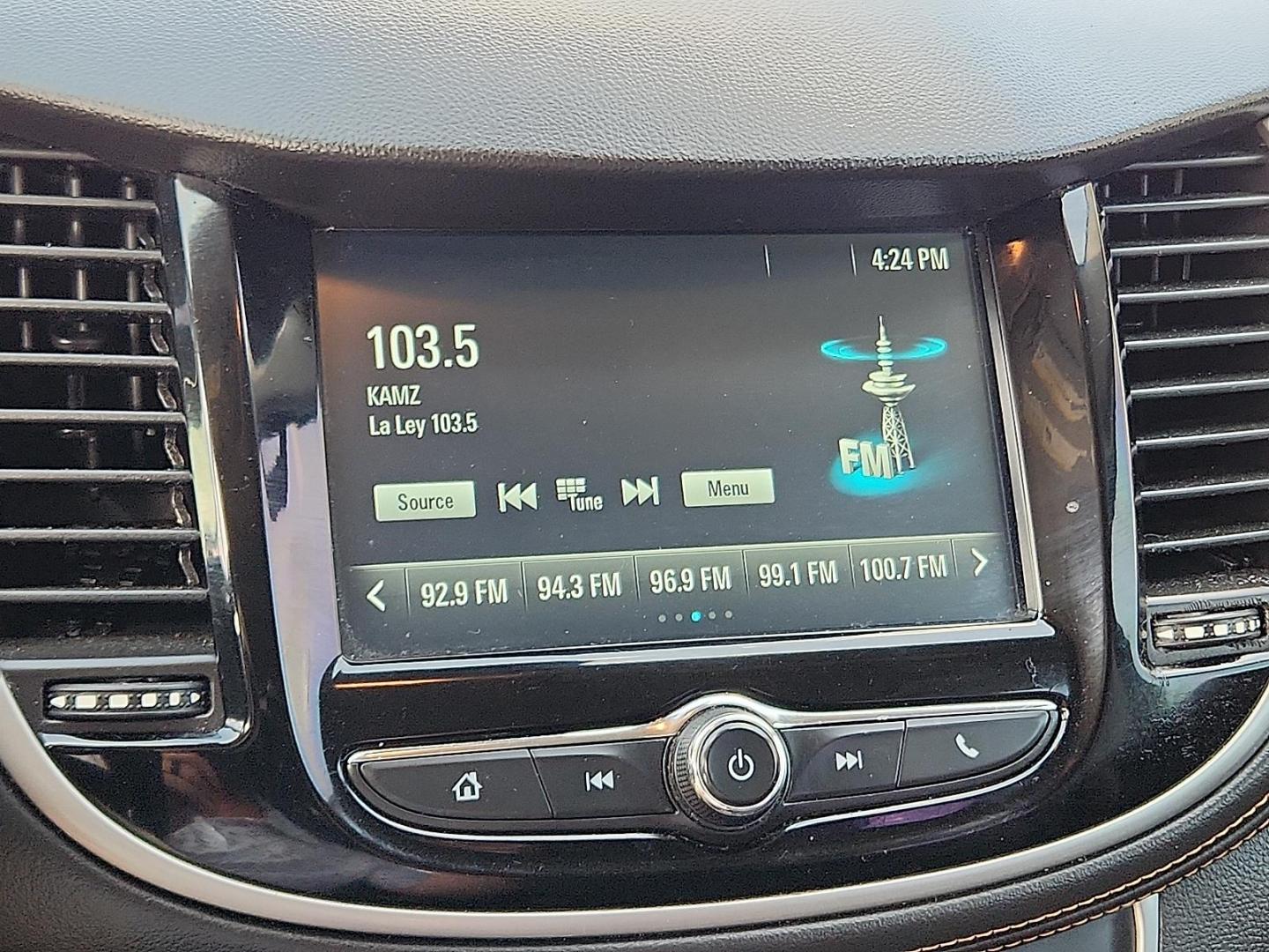 2021 Summit White - GAZ /Jet Black - AES Chevrolet Trax FWD LT (KL7CJLSB2MB) with an ECOTEC 1.4L I-4 DOHC, VVT variable valve control, intercooled turbo, regular unleaded, engine with 138HP engine, located at 4110 Avenue Q, Lubbock, 79412, 33.556553, -101.855820 - Photo#8