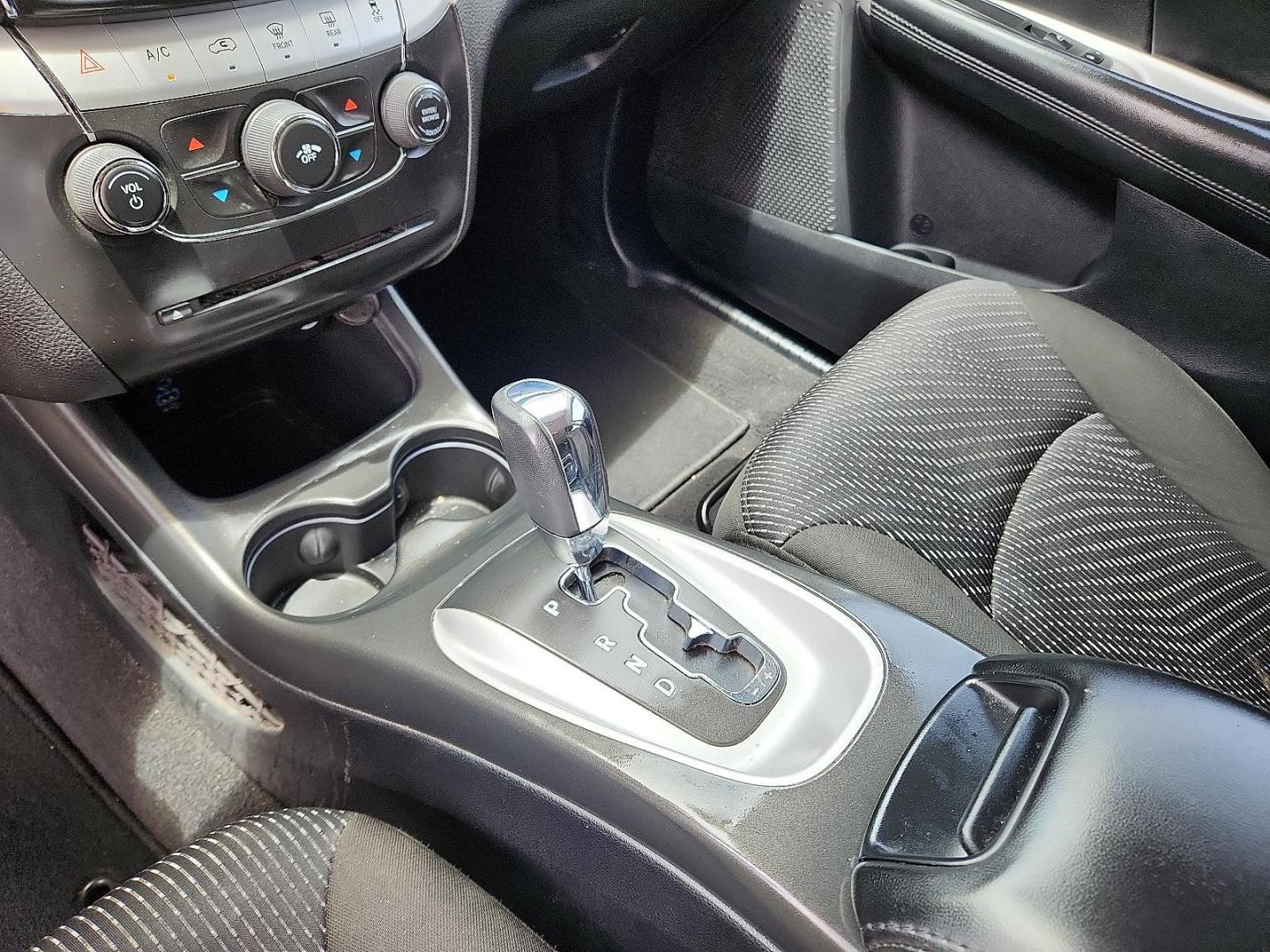 2020 SILVER Dodge Journey SE Value (3C4PDCAB7LT) with an Tigershark MultiAir 2.4L I-4 DOHC, VVT variable valve control, regular unleaded, engine with 173HP engine, located at 4110 Avenue Q, Lubbock, 79412, 33.556553, -101.855820 - 06/21/2025 KEY IN ENVELOPE GOD - Photo#11