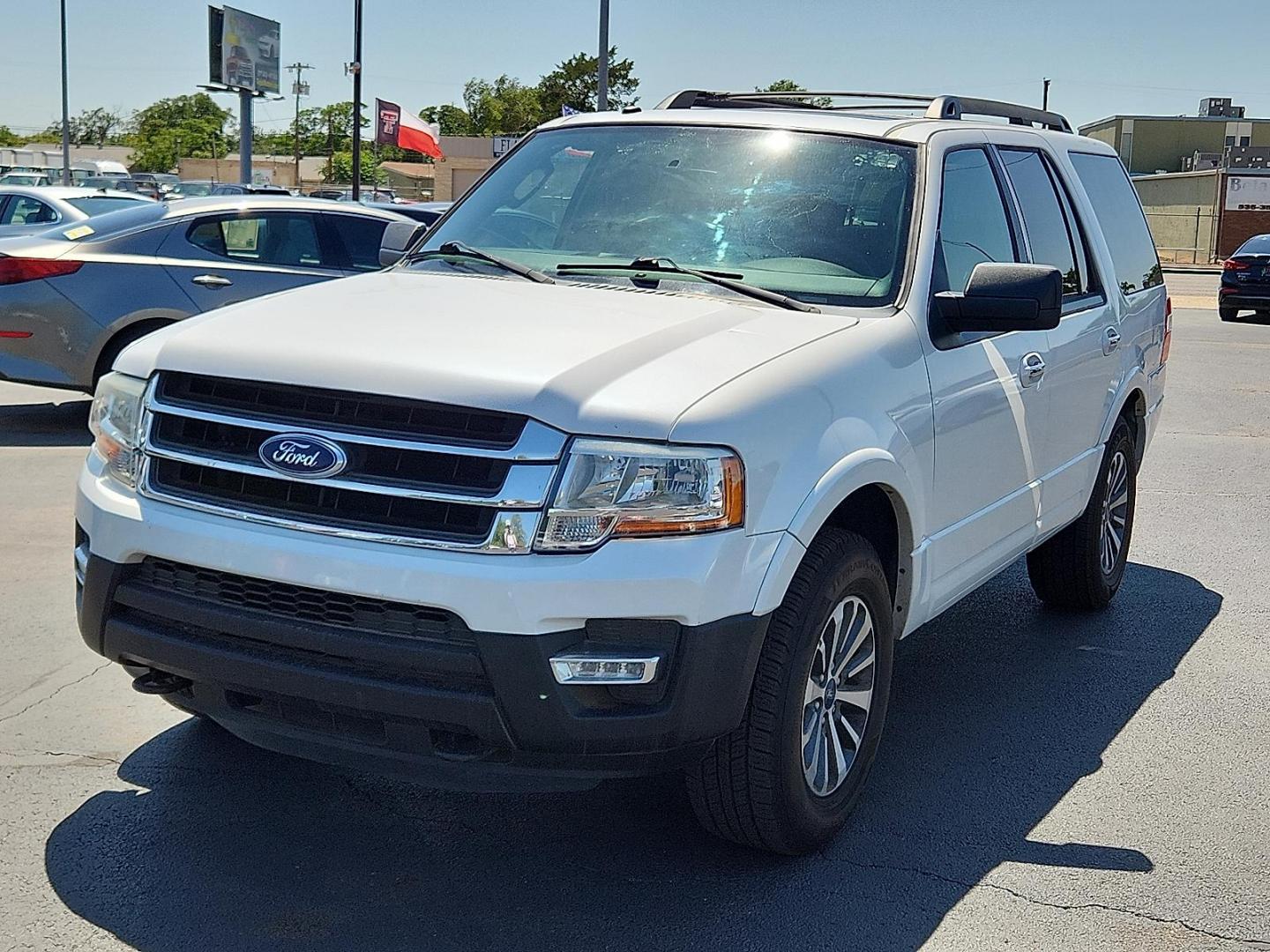 2017 WHITE Ford Expedition XLT (1FMJU1JT0HE) with an EcoBoost 3.5L V-6 gasoline direct injection, DOHC, variable valve control, twin turbo, regular unleaded, engine with 365HP engine, located at 4110 Avenue Q, Lubbock, 79412, 33.556553, -101.855820 - 06/21/2024 KEY IN ENVELOPE GOD - Photo#3