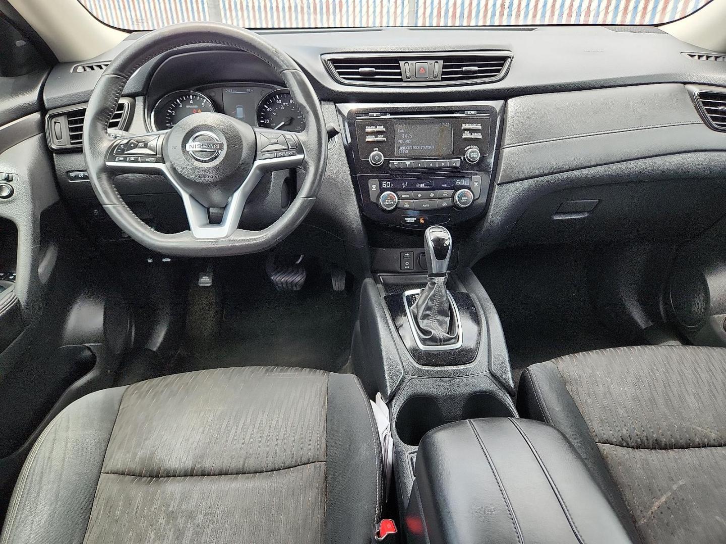 2017 RED Nissan Rogue SV (5N1AT2MV6HC) with an 2.5L I-4 DOHC, variable valve control, regular unleaded, engine with 170HP engine, located at 4110 Avenue Q, Lubbock, 79412, 33.556553, -101.855820 - 06/21/2025 KEY IN ENVELOPE GOD - Photo#5