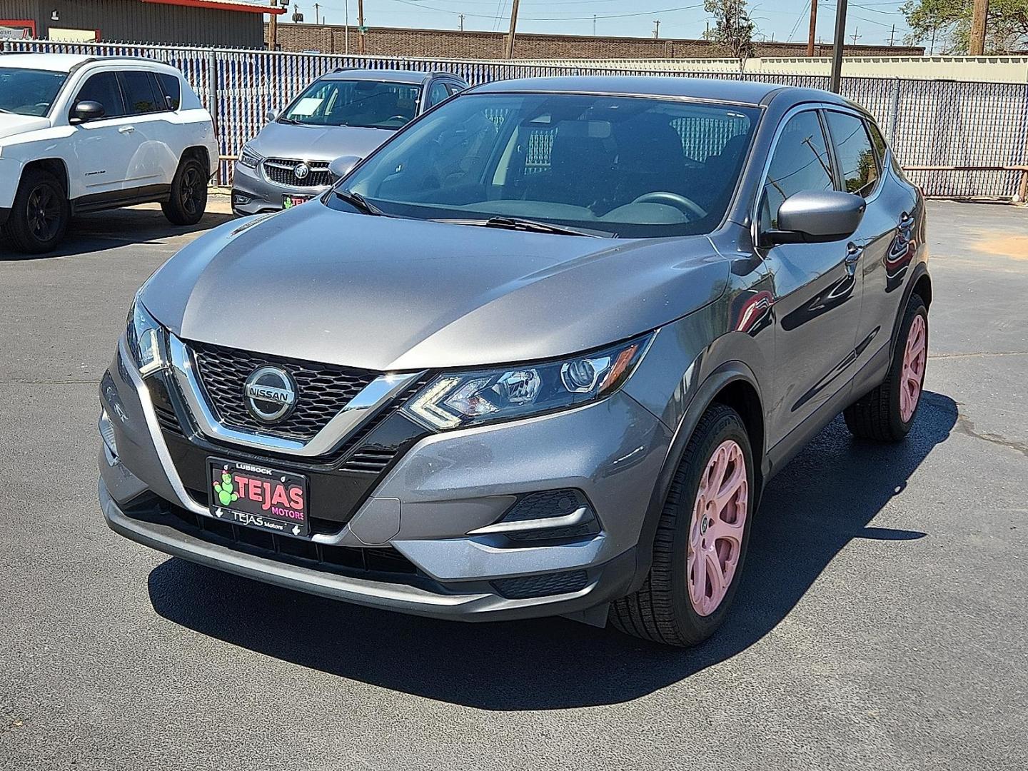 2021 GRAY Nissan Rogue Sport S FWD Xtronic CVT (JN1BJ1AV3MW) with an 2L I-4 gasoline direct injection, DOHC, variable valve control, regular unleaded, engine with 141HP engine, located at 4110 Avenue Q, Lubbock, 79412, 33.556553, -101.855820 - 06/21/2025 KEY IN ENVELOPE GOD - Photo#3