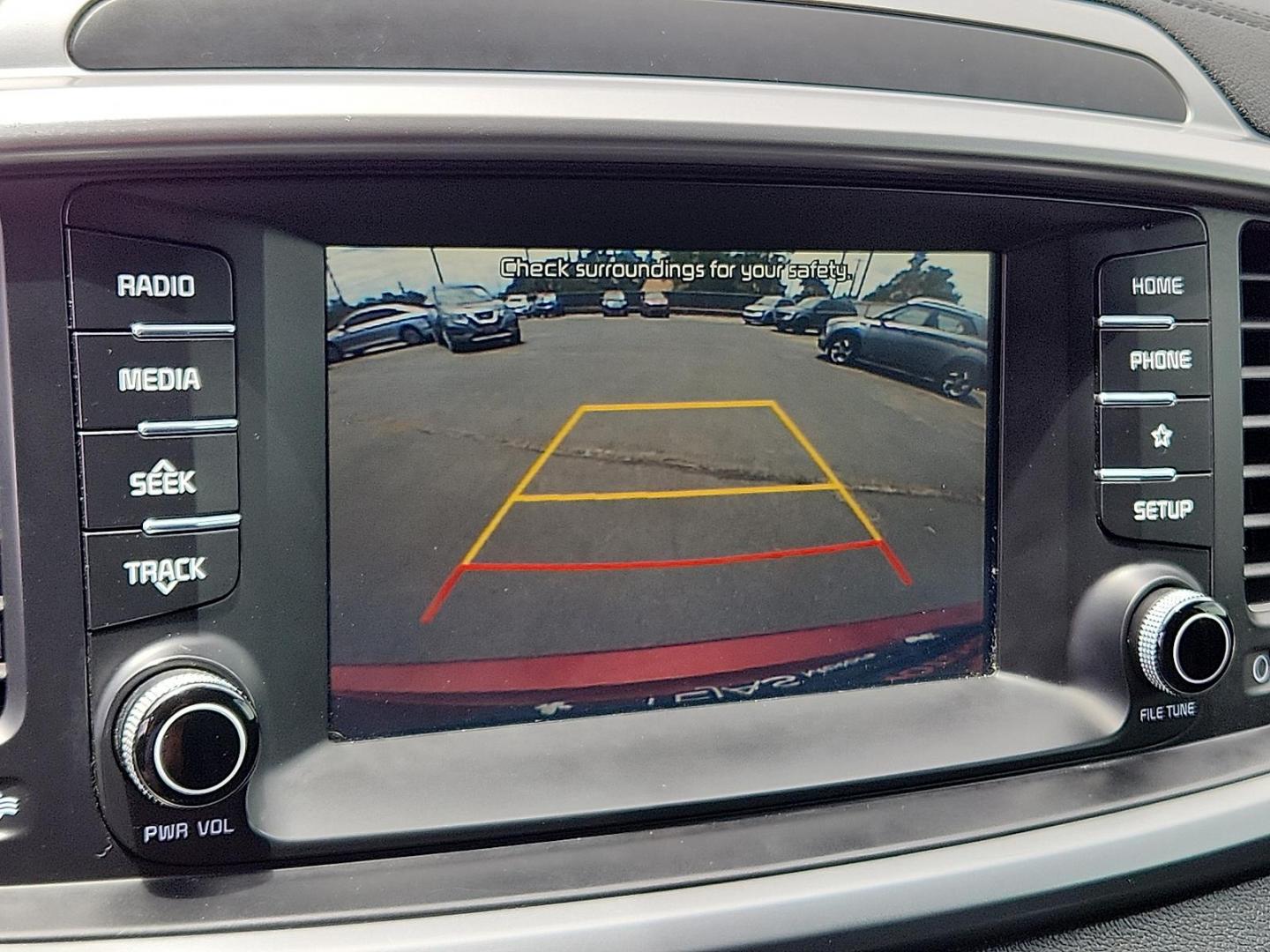2019 red Kia Sorento 3.3L S (5XYPG4A52KG) with an Lambda II 3.3L V-6 gasoline direct injection, DOHC, D-CVVT variable valve control, regular unleaded, engine with 290HP engine, located at 4110 Avenue Q, Lubbock, 79412, 33.556553, -101.855820 - 06/20/2025 KEY IN ENVELOPE GOD - Photo#7