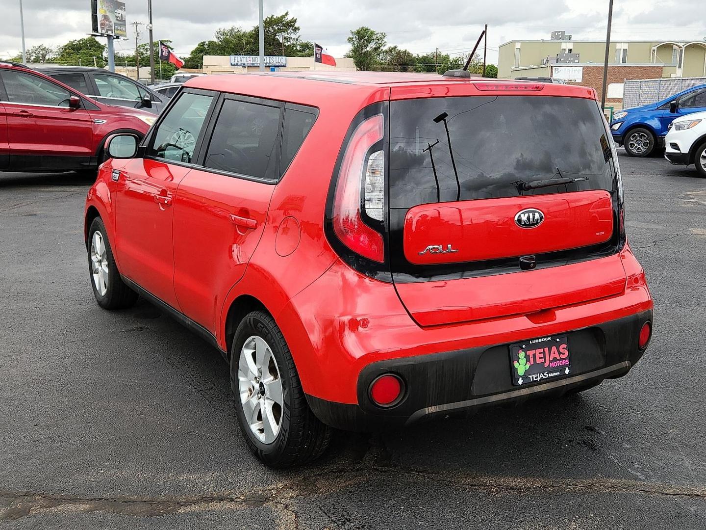 2019 RED Kia Soul (KNDJN2A27K7) with an Gamma 1.6L I-4 gasoline direct injection, DOHC, D-CVVT variable valve control, regular unleaded, engine with 130HP engine, located at 4110 Avenue Q, Lubbock, 79412, 33.556553, -101.855820 - Photo#2