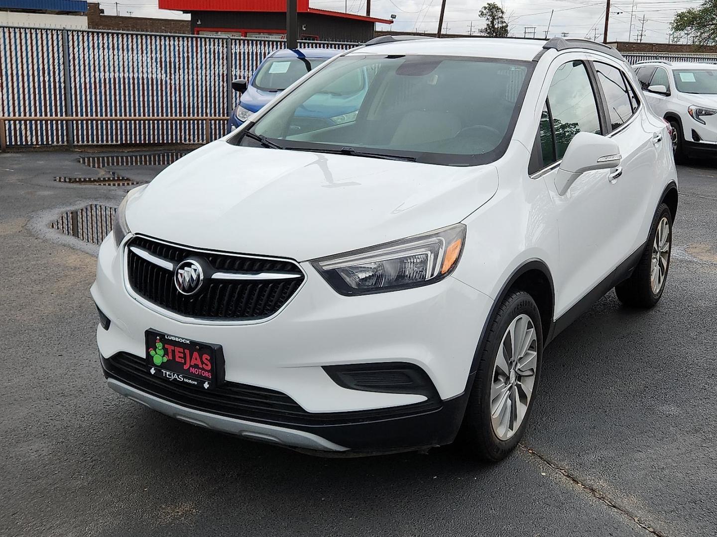 2018 WHITE Buick Encore Preferred (KL4CJESB3JB) with an ECOTEC 1.4L I-4 DOHC, VVT variable valve control, intercooled turbo, regular unleaded, engine with 138HP engine, located at 4110 Avenue Q, Lubbock, 79412, 33.556553, -101.855820 - Photo#3