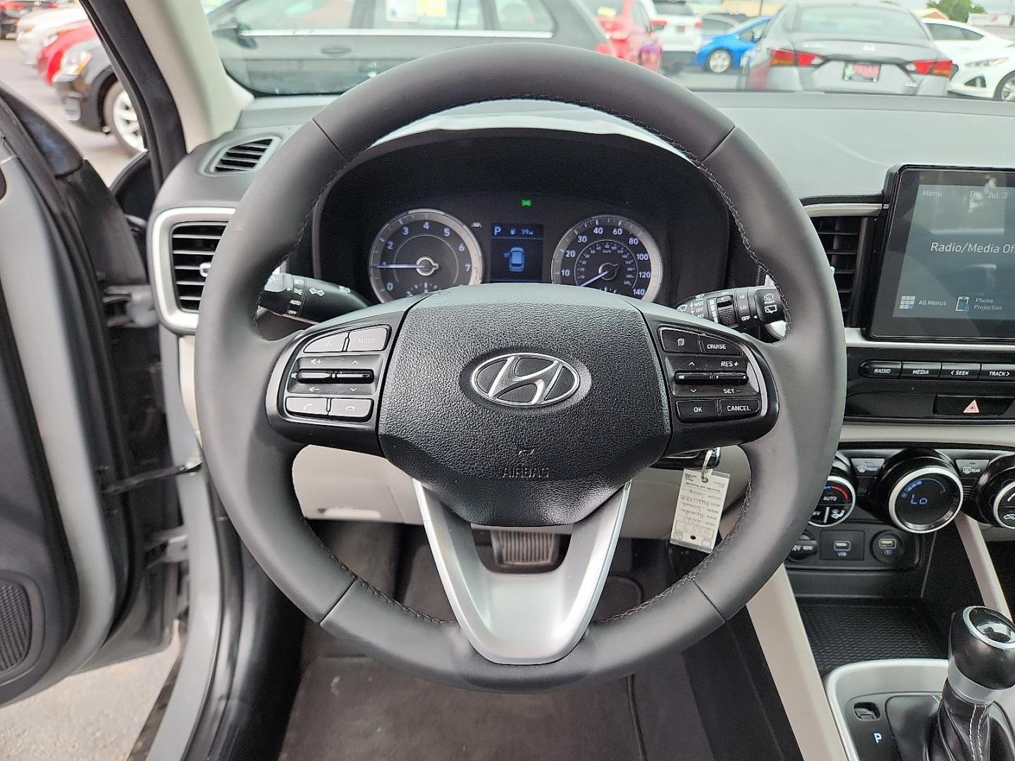 2021 Galactic Gray - R3G /Black - NNB Hyundai Venue SEL (KMHRC8A35MU) with an Smartstream 1.6L I-4 DOHC, CVVT variable valve control, regular unleaded, engine with 121HP engine, located at 4110 Avenue Q, Lubbock, 79412, 33.556553, -101.855820 - Photo#10