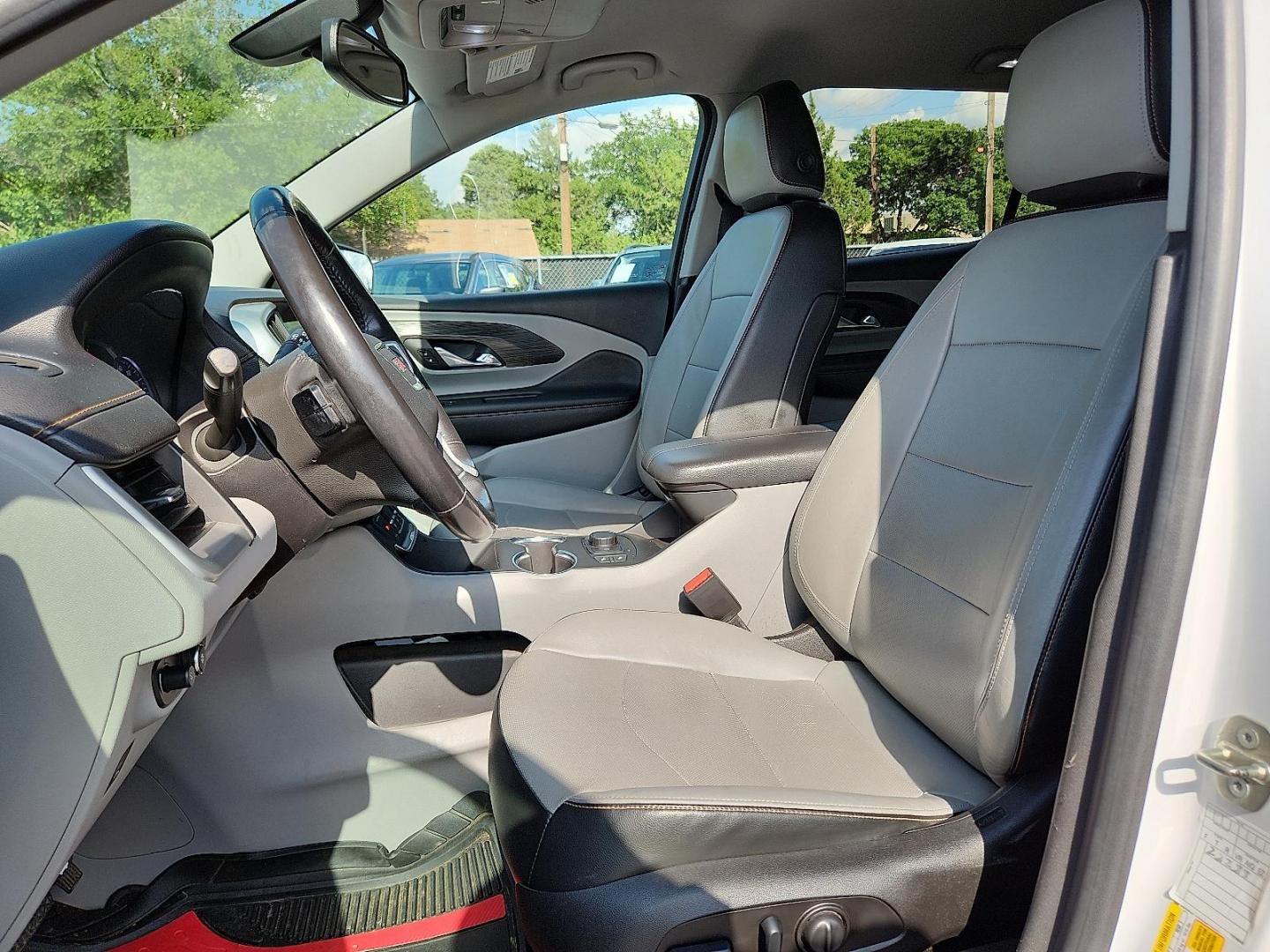 2018 Summit White GMC Terrain SLT (3GKALPEX6JL) with an 2L I-4 gasoline direct injection, DOHC, variable valve control, intercooled turbo, premium unleaded, engine with 252HP engine, located at 4110 Avenue Q, Lubbock, 79412, 33.556553, -101.855820 - 07/05/2025 KEY IN ENVELOPE GOD - Photo#6