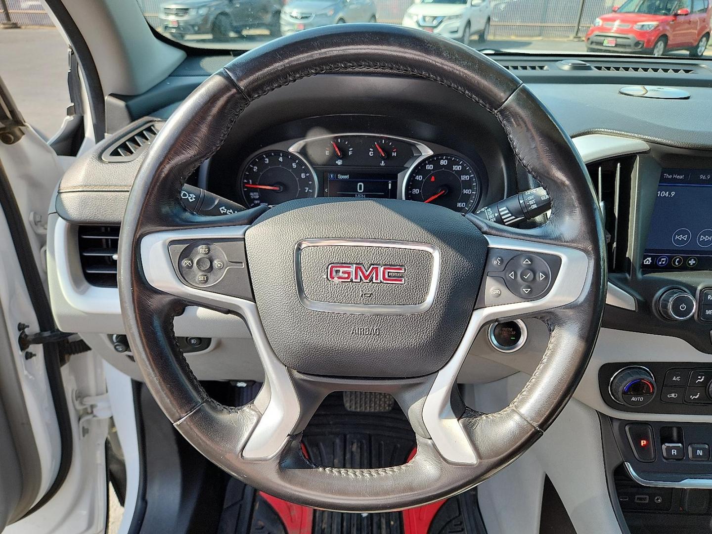 2018 Summit White GMC Terrain SLT (3GKALPEX6JL) with an 2L I-4 gasoline direct injection, DOHC, variable valve control, intercooled turbo, premium unleaded, engine with 252HP engine, located at 4110 Avenue Q, Lubbock, 79412, 33.556553, -101.855820 - 07/05/2025 KEY IN ENVELOPE GOD - Photo#10