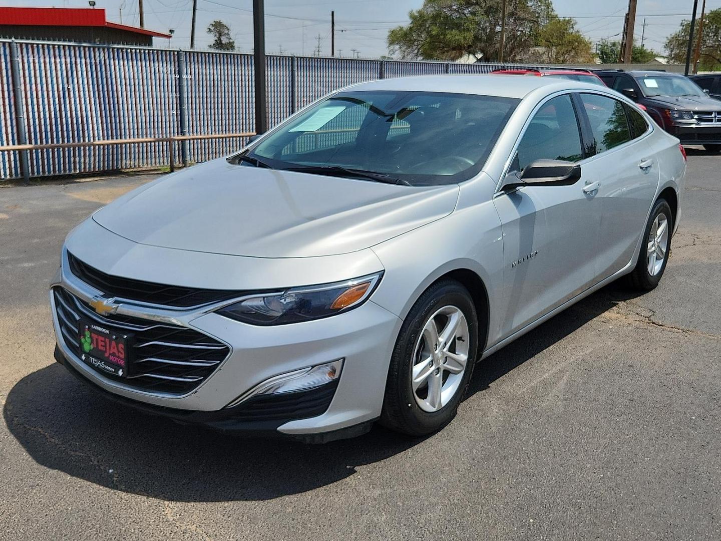 2020 Silver Ice Metallic - GAN /Jet Black - H1T Chevrolet Malibu FWD LS (1G1ZB5STXLF) with an ECOTEC 1.5L I-4 gasoline direct injection, DOHC, VVT variable valve control, intercooled turbo, regular unleaded, engine with 160HP engine, located at 4110 Avenue Q, Lubbock, 79412, 33.556553, -101.855820 - 07/11/2025 key in envelope god - Photo#4