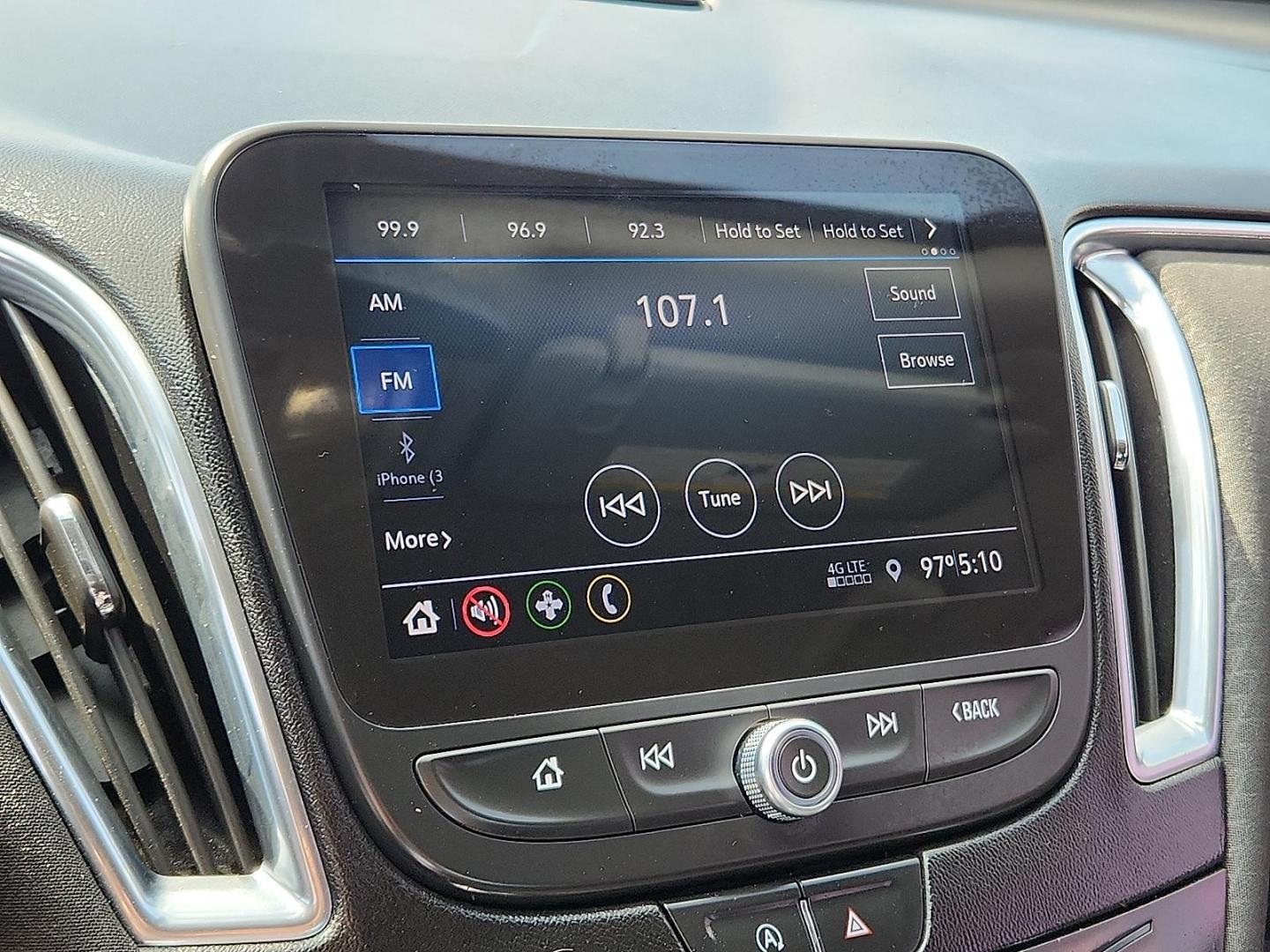 2020 WHITE Chevrolet Malibu FWD LT (1G1ZD5ST5LF) with an ECOTEC 1.5L I-4 gasoline direct injection, DOHC, VVT variable valve control, intercooled turbo, regular unleaded, engine with 160HP engine, located at 4110 Avenue Q, Lubbock, 79412, 33.556553, -101.855820 - 07/12/2025 KEY IN ENVELOPE GOD - Photo#8