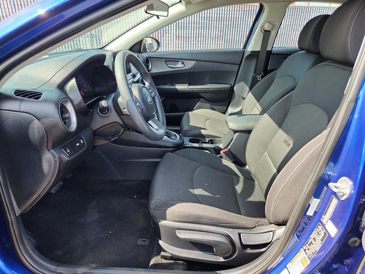 2019 BLUE Kia Forte LXS (3KPF24AD0KE) with an 2L I-4 DOHC, D-CVVT variable valve control, regular unleaded, engine with 147HP engine, located at 4110 Avenue Q, Lubbock, 79412, 33.556553, -101.855820 - 07/12/2025 KEY IN ENVELOPE GOD - Photo#6
