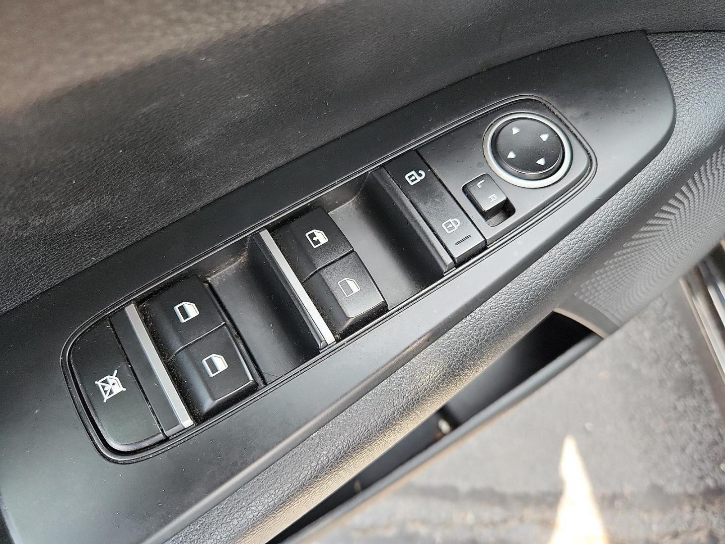 2021 Aurora Black - ABP /Black - WK Kia Forte LXS (3KPF24AD8ME) with an 2L I-4 DOHC, D-CVVT variable valve control, regular unleaded, engine with 147HP engine, located at 4110 Avenue Q, Lubbock, 79412, 33.556553, -101.855820 - Photo#8