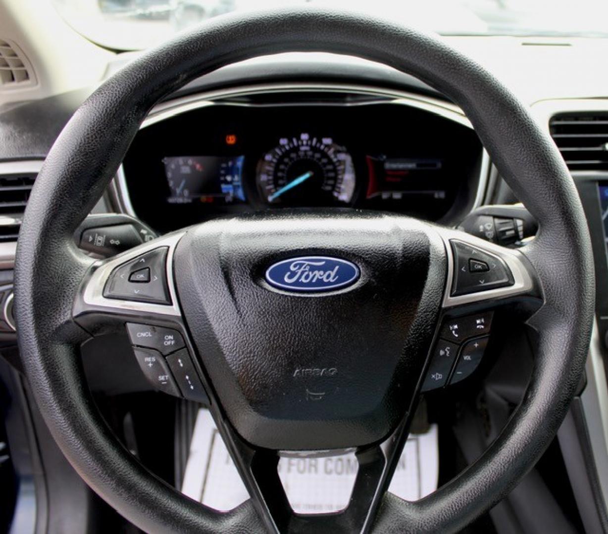 2020 Alto Blue Metallic Tinted Clearcoat - L3 /Ebony - DT Ford Fusion SE (3FA6P0HD3LR) with an EcoBoost 1.5L I-4 gasoline direct injection, DOHC, variable valve control, intercooled turbo, regular unleaded, engine with 181HP engine, located at 4110 Avenue Q, Lubbock, 79412, 33.556553, -101.855820 - 07/19/2025 KEY IN ENVELOPE GOD- Photo#7