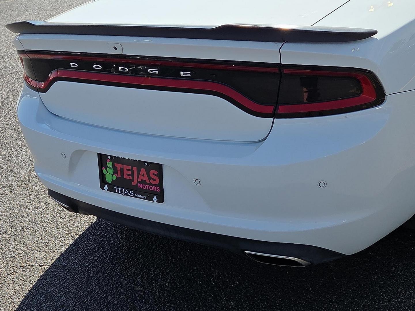 2019 White Knuckle Clearcoat - PW7 /Black - X9 Dodge Charger SXT RWD (2C3CDXBG0KH) with an Pentastar 3.6L V-6 DOHC, variable valve control, regular unleaded, engine with 292HP engine, located at 4110 Avenue Q, Lubbock, 79412, 33.556553, -101.855820 - 07/23/2025 KEY IN ENVELOPE GOD - Photo#5