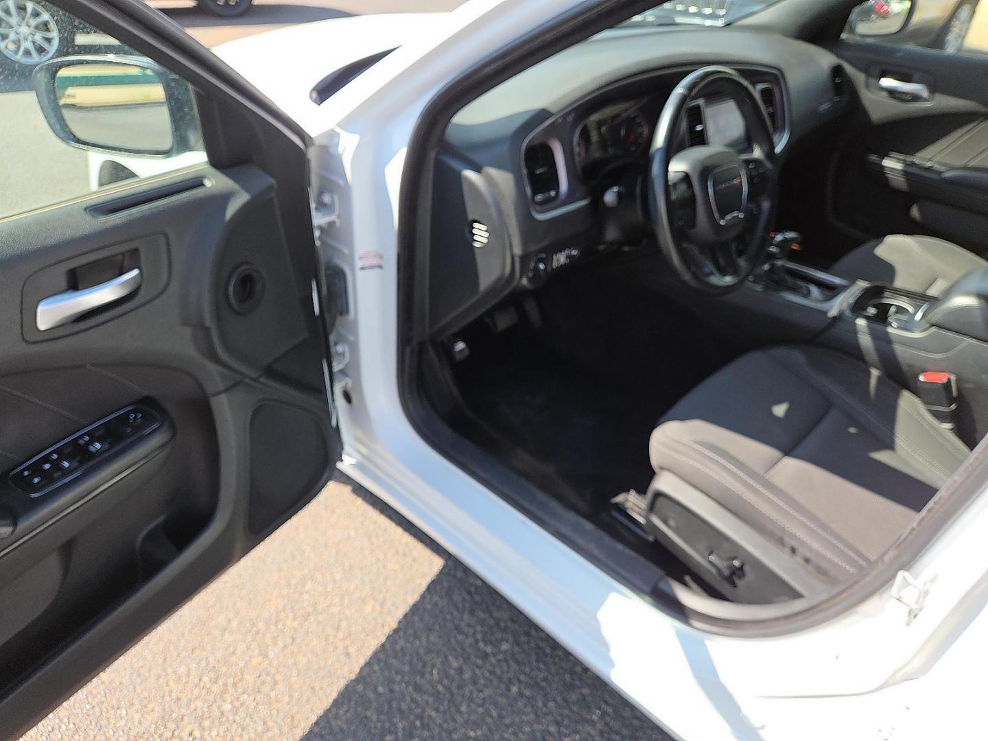2019 White Knuckle Clearcoat - PW7 /Black - X9 Dodge Charger SXT RWD (2C3CDXBG0KH) with an Pentastar 3.6L V-6 DOHC, variable valve control, regular unleaded, engine with 292HP engine, located at 4110 Avenue Q, Lubbock, 79412, 33.556553, -101.855820 - 07/23/2025 KEY IN ENVELOPE GOD - Photo#6