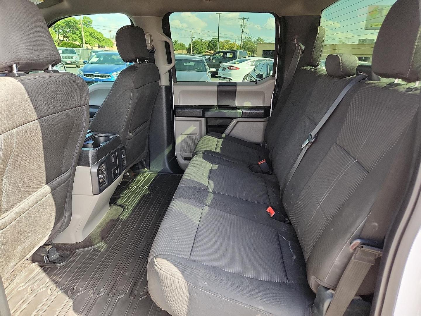 2020 WHITE Ford F-150 XL (1FTEW1E59LK) with an 5L V-8 port/direct injection, DOHC, variable valve control, regular unleaded, engine with 395HP engine, located at 4110 Avenue Q, Lubbock, 79412, 33.556553, -101.855820 - Photo#4