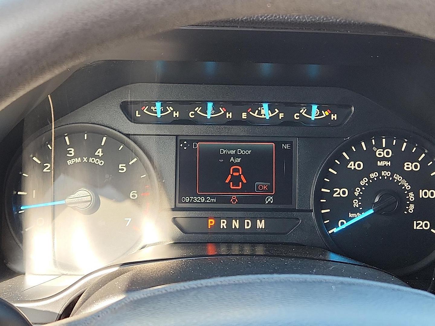 2020 WHITE Ford F-150 XL (1FTEW1E59LK) with an 5L V-8 port/direct injection, DOHC, variable valve control, regular unleaded, engine with 395HP engine, located at 4110 Avenue Q, Lubbock, 79412, 33.556553, -101.855820 - Photo#9