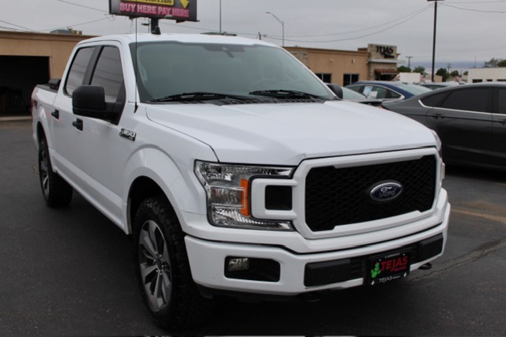 2020 WHITE Ford F-150 XL (1FTEW1E59LK) with an 5L V-8 port/direct injection, DOHC, variable valve control, regular unleaded, engine with 395HP engine, located at 4110 Avenue Q, Lubbock, 79412, 33.556553, -101.855820- Photo#0