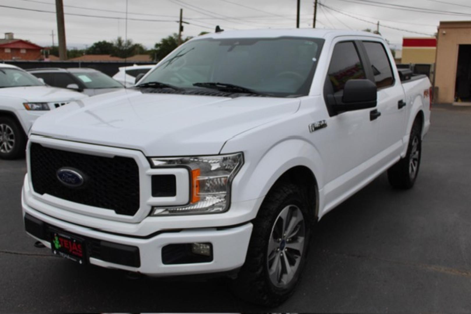 2020 WHITE Ford F-150 XL (1FTEW1E59LK) with an 5L V-8 port/direct injection, DOHC, variable valve control, regular unleaded, engine with 395HP engine, located at 4110 Avenue Q, Lubbock, 79412, 33.556553, -101.855820- Photo#1