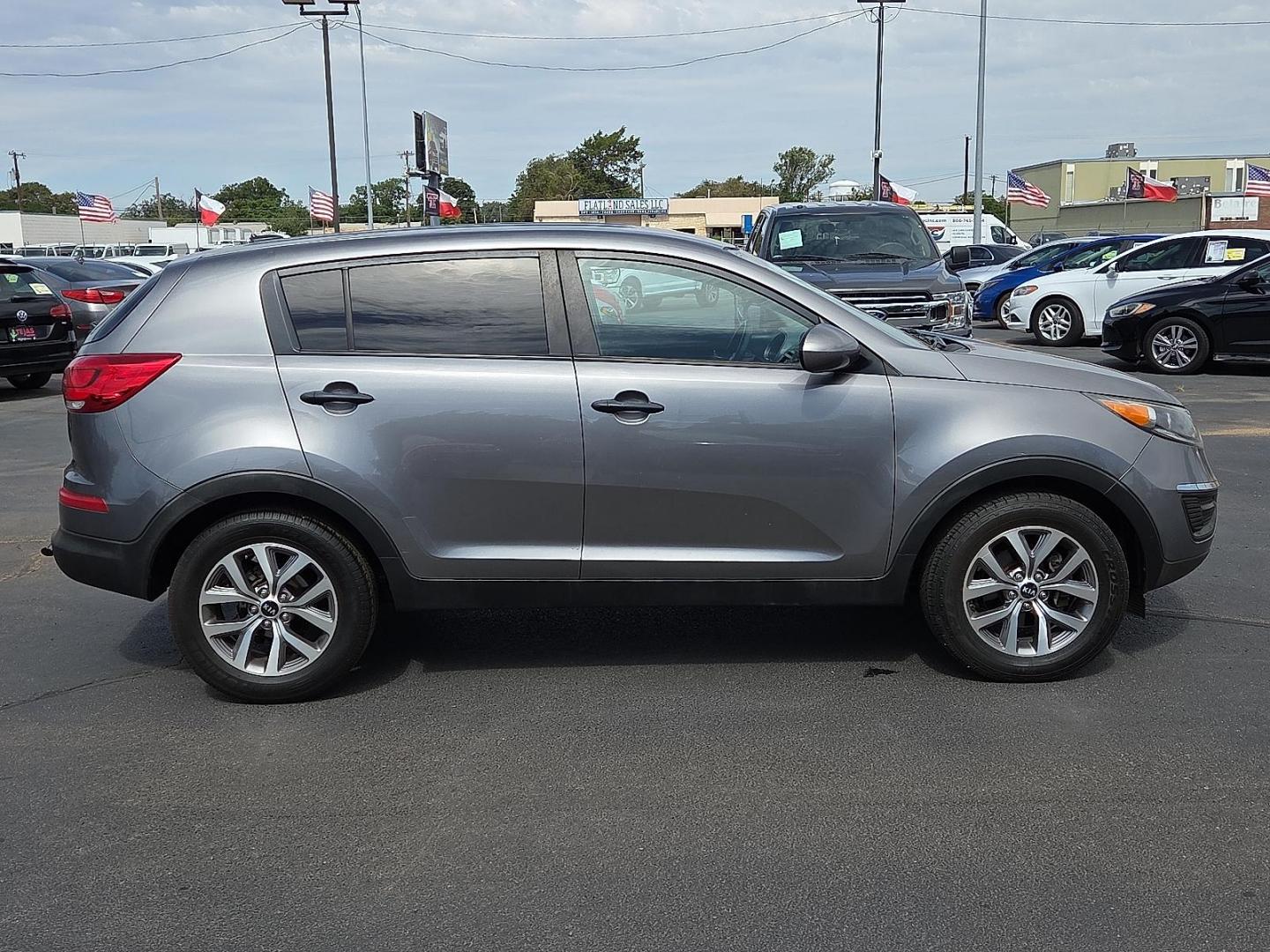 2016 Mineral Silver - E6S /Black - WK Kia Sportage LX (KNDPB3AC2G7) with an Theta II 2.4L I-4 gasoline direct injection, DOHC, D-CVVT variable valve control, regular unleaded, engine with 182HP engine, located at 4110 Avenue Q, Lubbock, 79412, 33.556553, -101.855820 - 07/23/2025 KEY IN ENVELOPE GOD - Photo#1