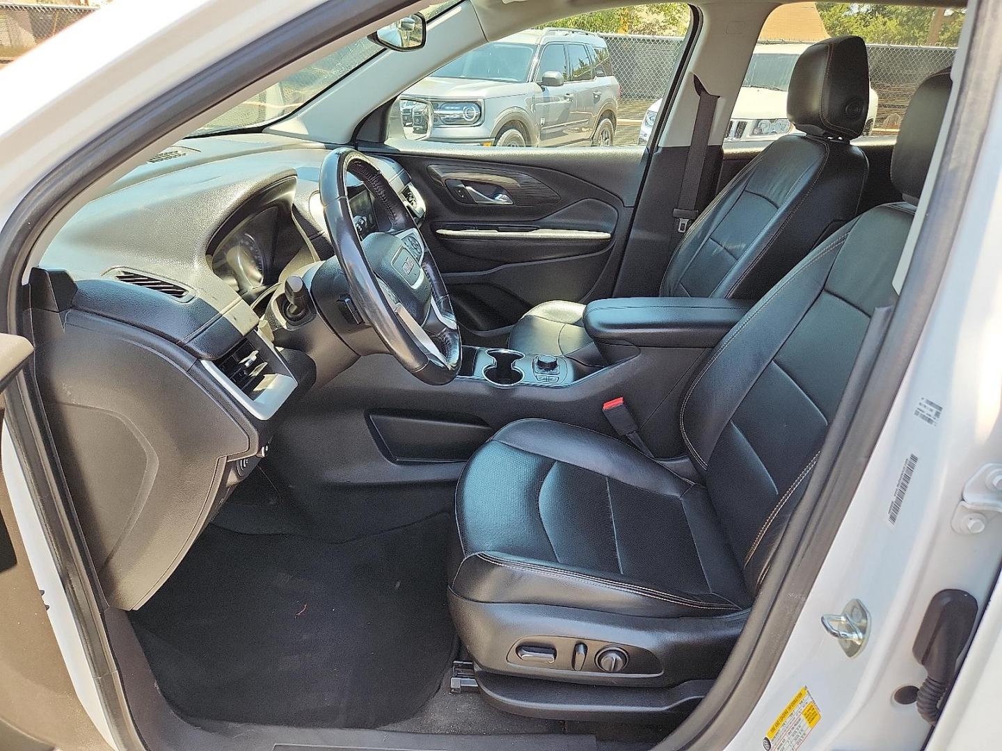 2020 Summit White - GAZ /Jet Black - H0Y GMC Terrain AWD SLT (3GKALVEV8LL) with an 1.5L I-4 gasoline direct injection, DOHC, variable valve control, intercooled turbo, regular unleaded, engine with 170HP engine, located at 4110 Avenue Q, Lubbock, 79412, 33.556553, -101.855820 - Photo#6