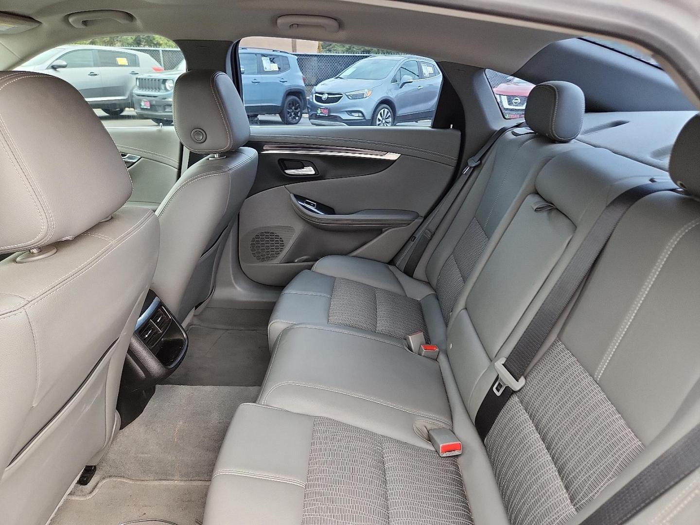 2018 SILVER Chevrolet Impala 1LT (2G1105S36J9) with an 3.6L DOHC V6 DI Engine engine, located at 4110 Avenue Q, Lubbock, 79412, 33.556553, -101.855820 - 07/31/2025 KEY IN RNVELOPE GOD - Photo#4