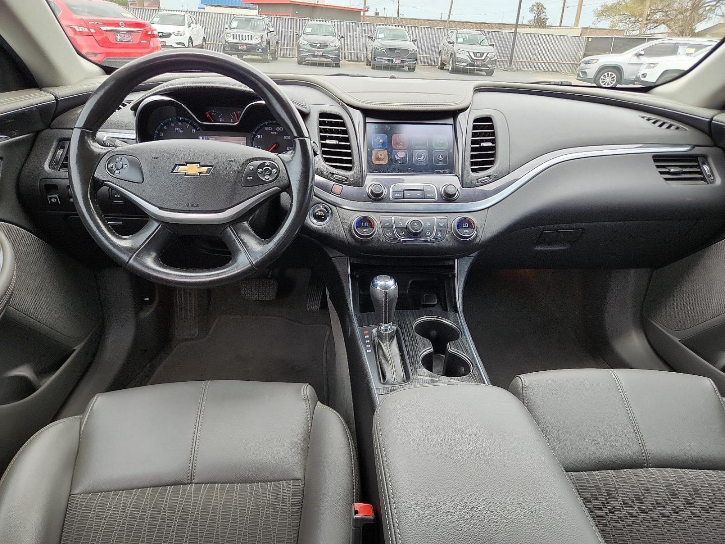 2018 SILVER Chevrolet Impala 1LT (2G1105S36J9) with an 3.6L DOHC V6 DI Engine engine, located at 4110 Avenue Q, Lubbock, 79412, 33.556553, -101.855820 - 07/31/2025 KEY IN RNVELOPE GOD - Photo#5
