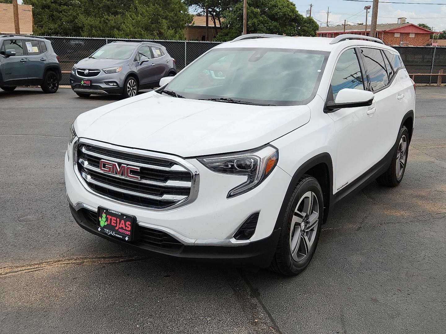 2018 WHITE GMC Terrain SLT (3GKALVEV8JL) with an 1.5L I-4 gasoline direct injection, DOHC, variable valve control, intercooled turbo, regular unleaded, engine with 170HP engine, located at 4110 Avenue Q, Lubbock, 79412, 33.556553, -101.855820 - 07/31/2025 KEY IN ENVELOPE GOD - Photo#1