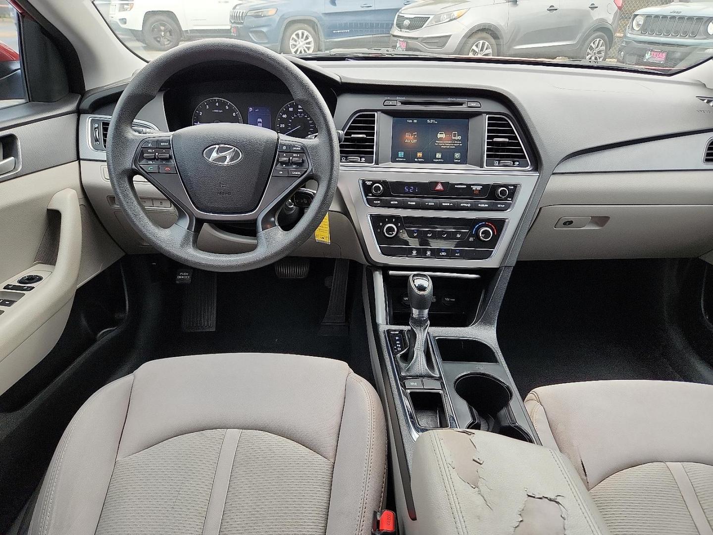 2016 RED Hyundai Sonata SE (5NPE24AF9GH) with an 2.4L I-4 gasoline direct injection, DOHC, variable valve control, regular unleaded, engine with 185HP engine, located at 4110 Avenue Q, Lubbock, 79412, 33.556553, -101.855820 - 07/31/2025 KEY IN ENVELOPE GOD - Photo#5