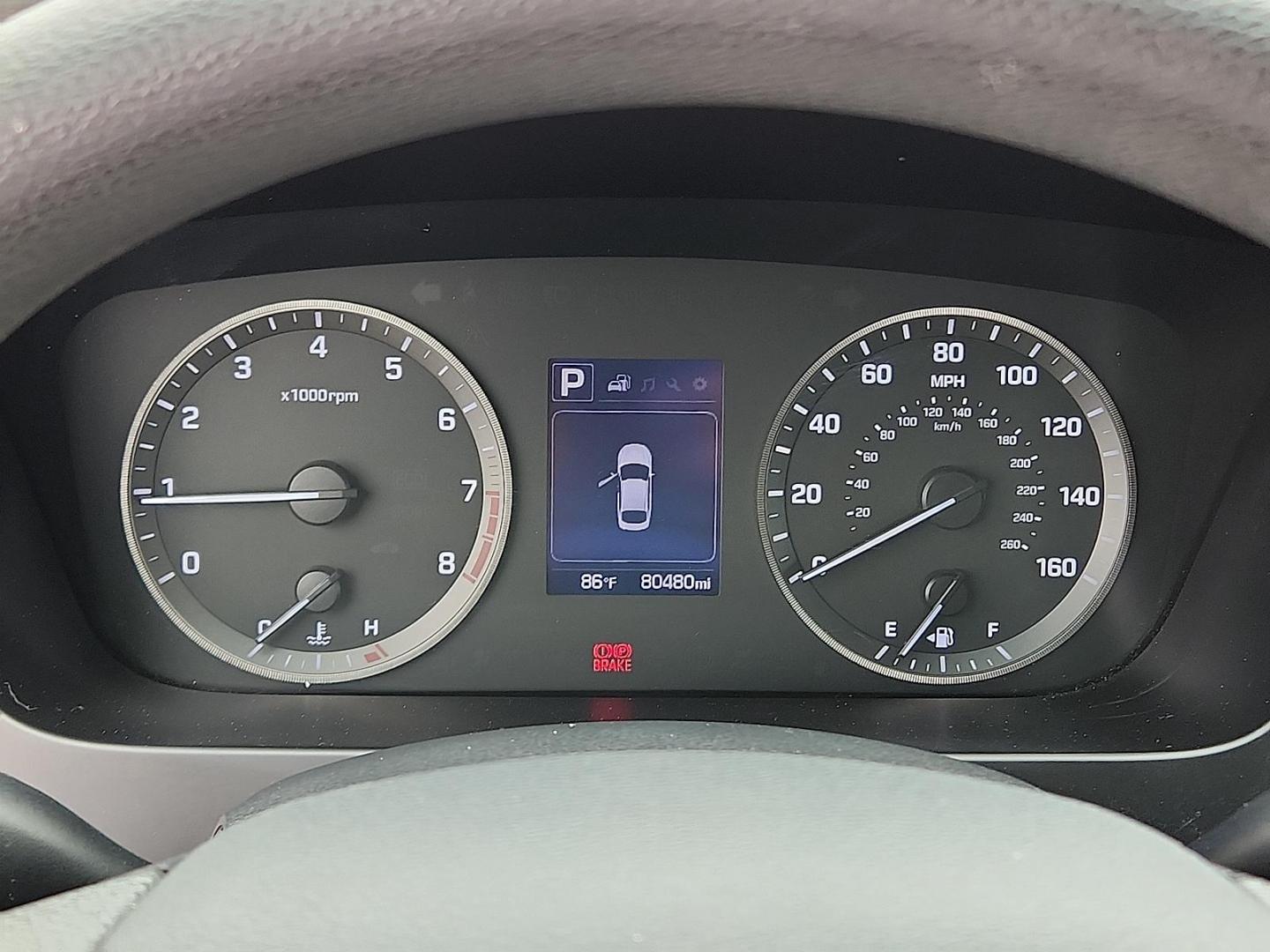 2016 RED Hyundai Sonata SE (5NPE24AF9GH) with an 2.4L I-4 gasoline direct injection, DOHC, variable valve control, regular unleaded, engine with 185HP engine, located at 4110 Avenue Q, Lubbock, 79412, 33.556553, -101.855820 - 07/31/2025 KEY IN ENVELOPE GOD - Photo#9